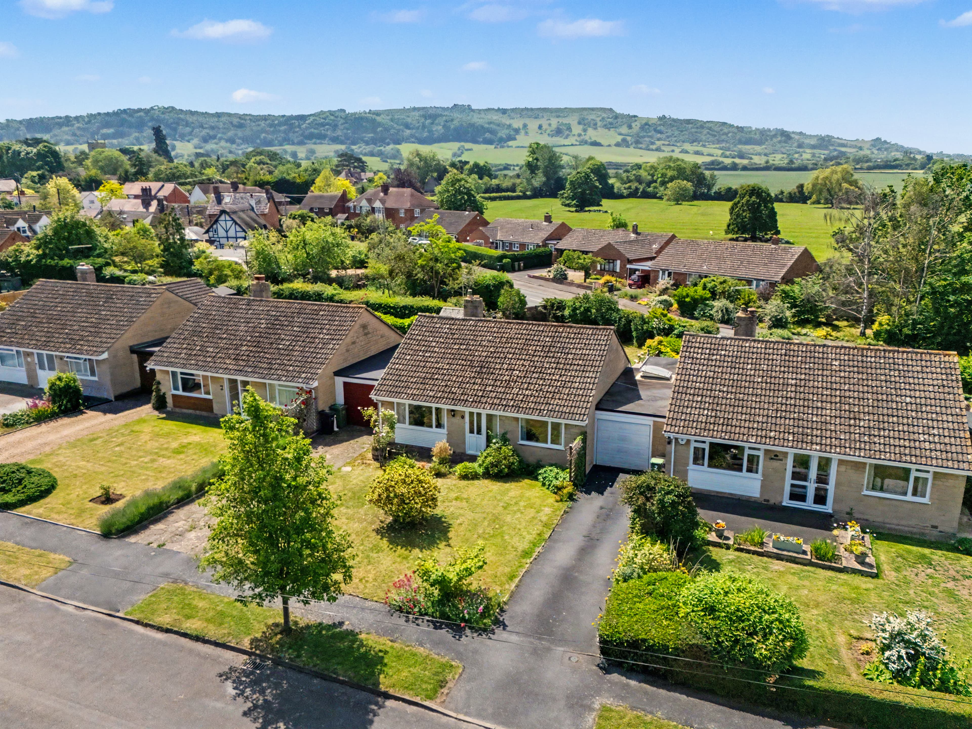 Orchard Drive, Little Comberton, Pershore, WR10 - photo 1 of 14
