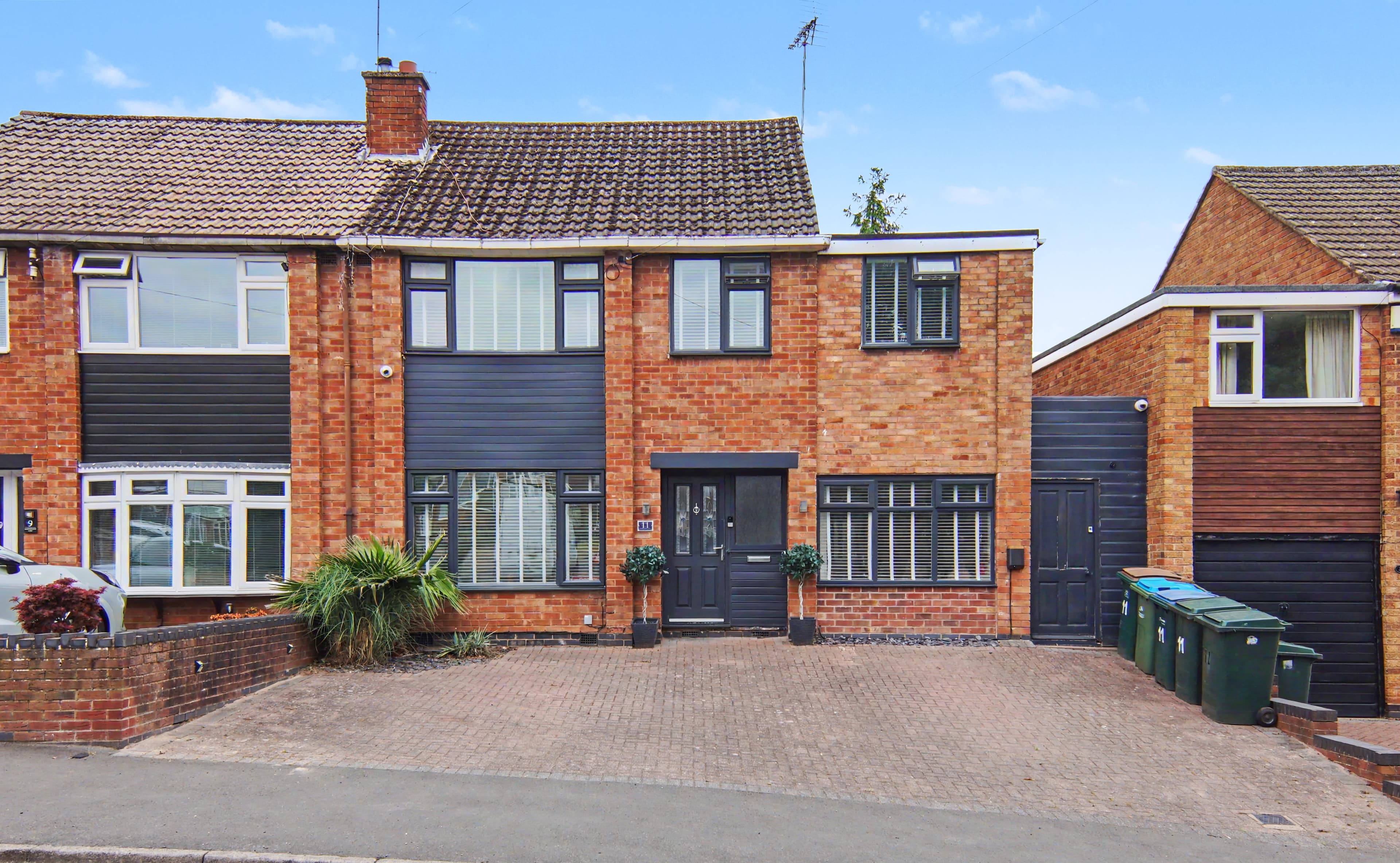 Alderminster Road, Coventry, CV5 - photo 1 of 37