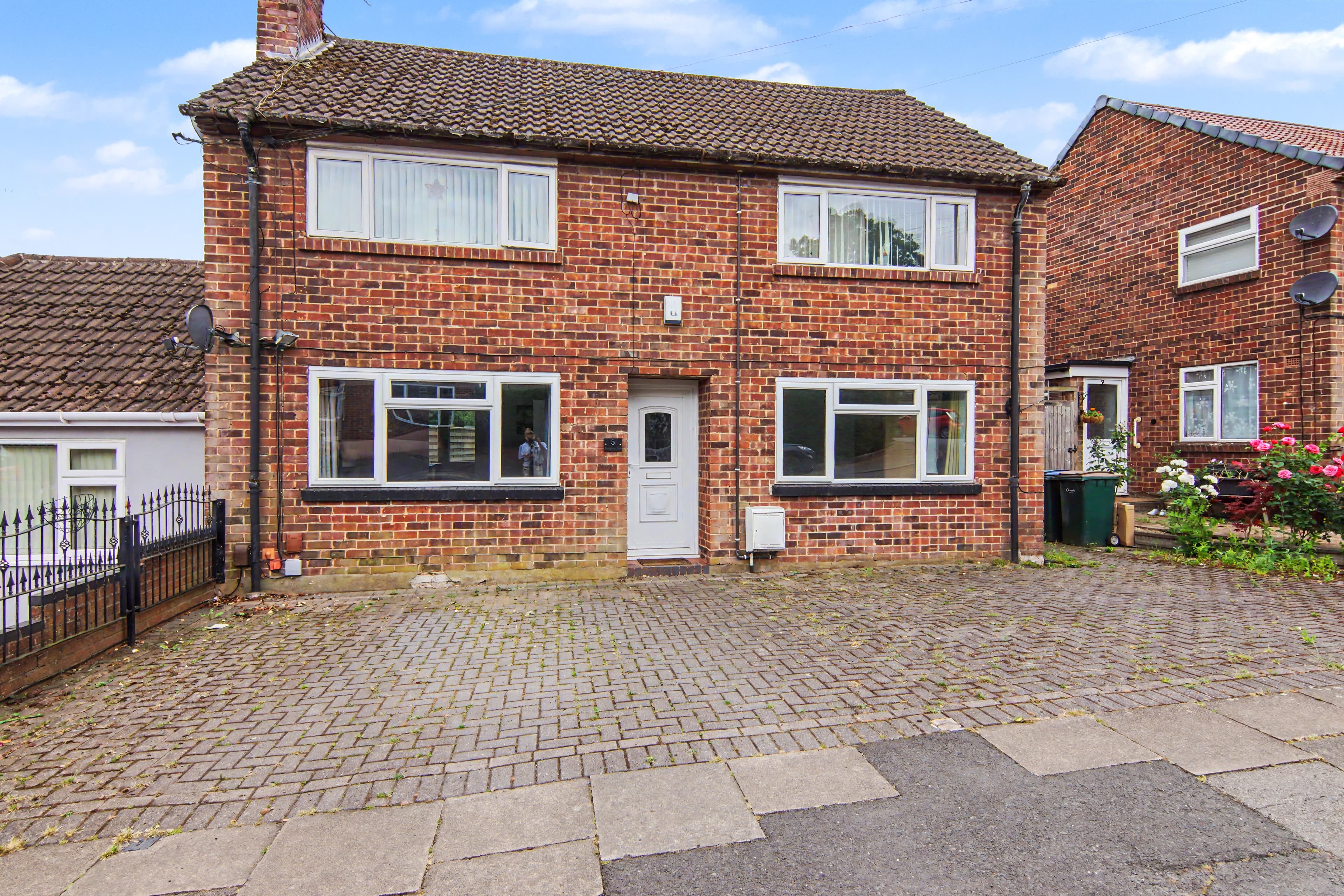 Buckingham Rise, Allesley Park, Coventry, CV5 - photo 1 of 18