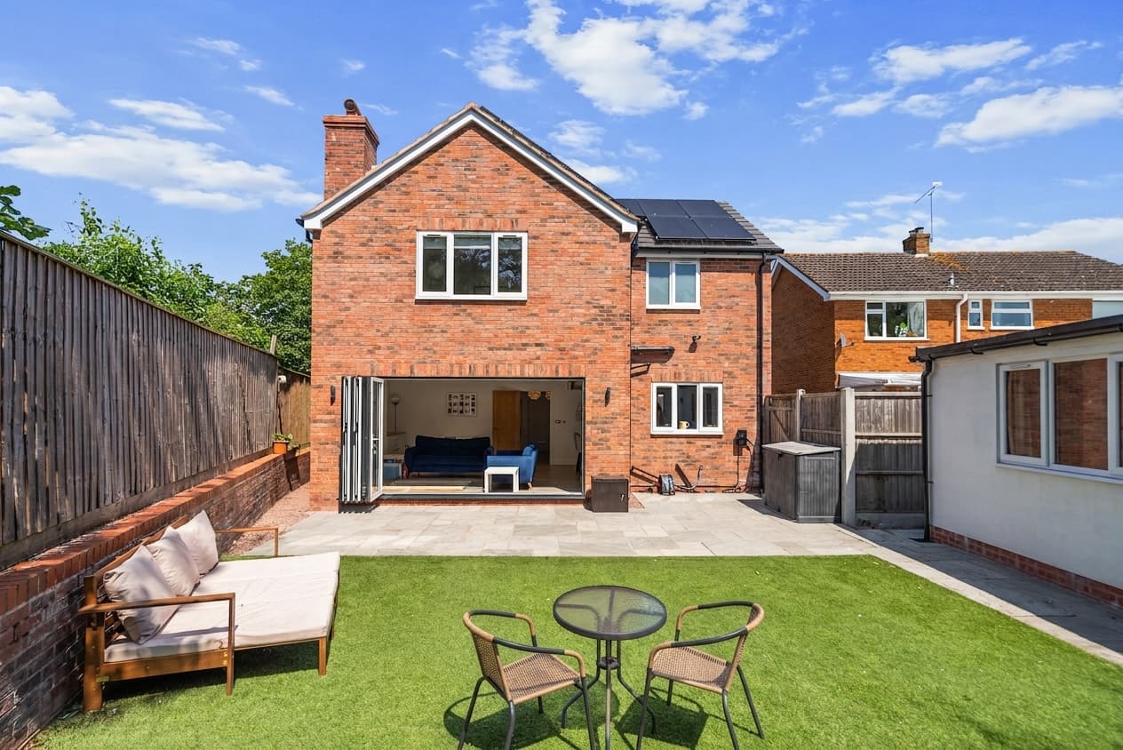 Croome Close, Drakes Broughton, Pershore, WR10 - photo 1 of 30