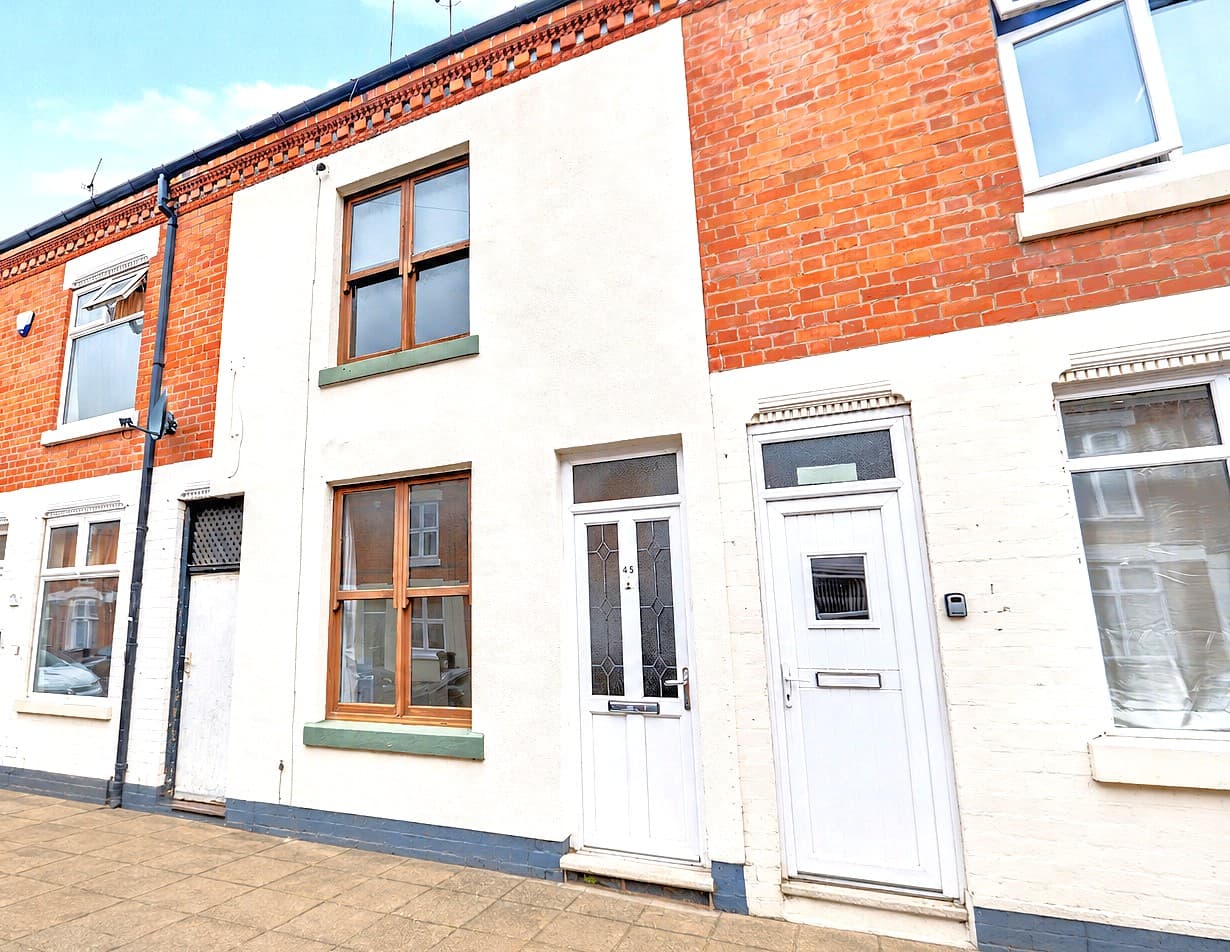 Bolton Road, Leicester, LE3 - photo 1 of 11