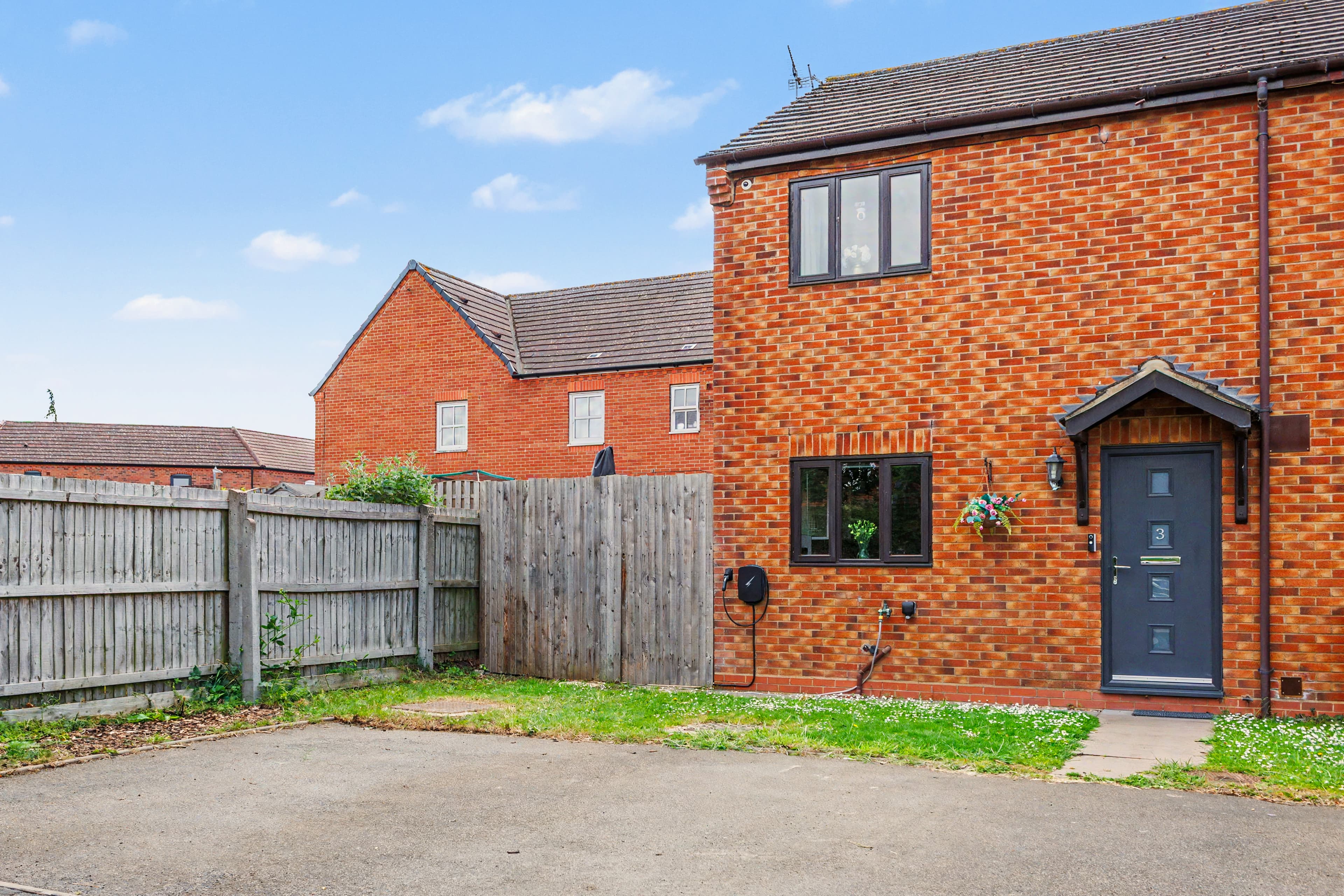 Stileman Corner, Lower Quinton, Stratford-Upon-Avon, CV37 - photo 1 of 22