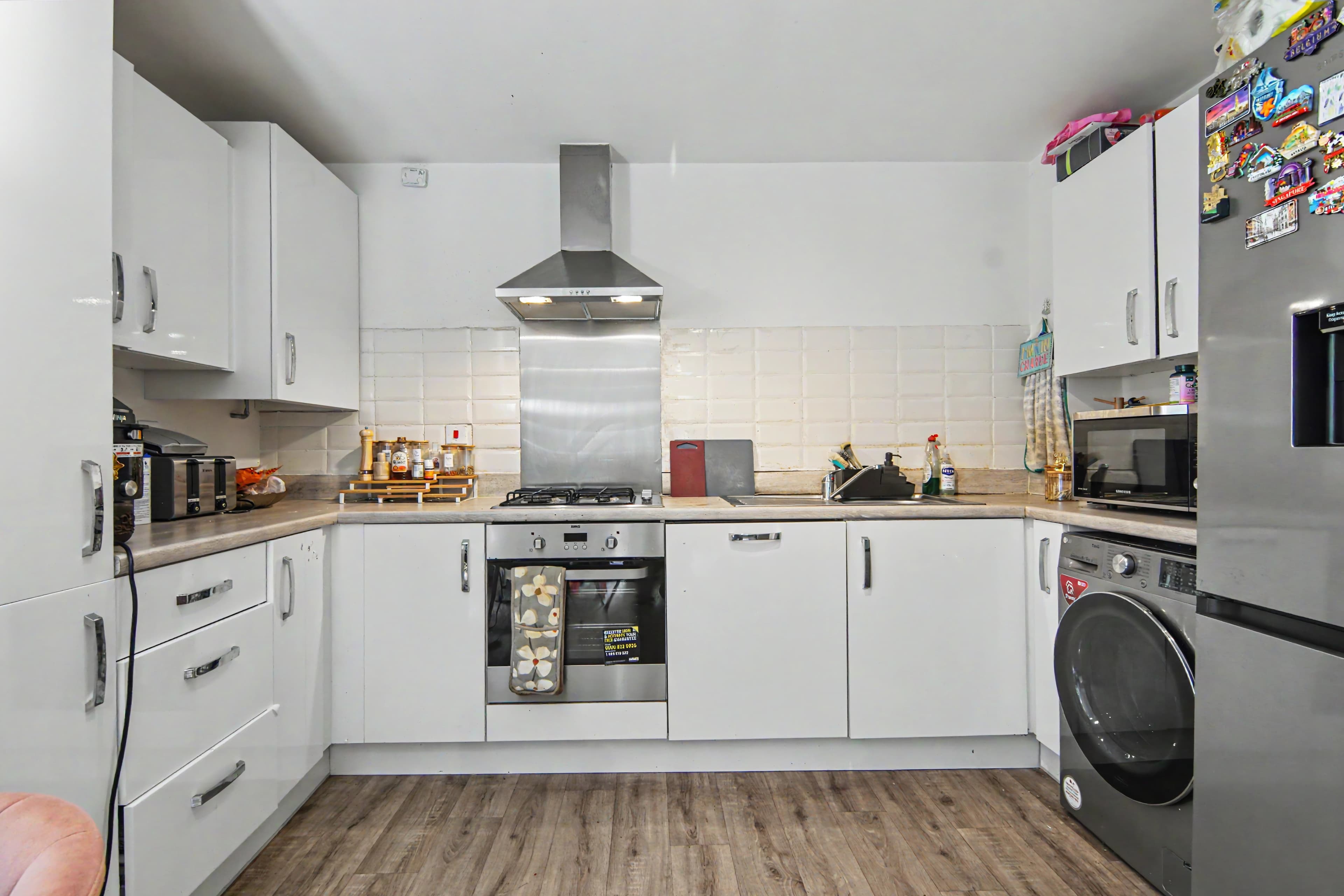 Mistle Court, Coventry, CV4 - photo 1 of 16