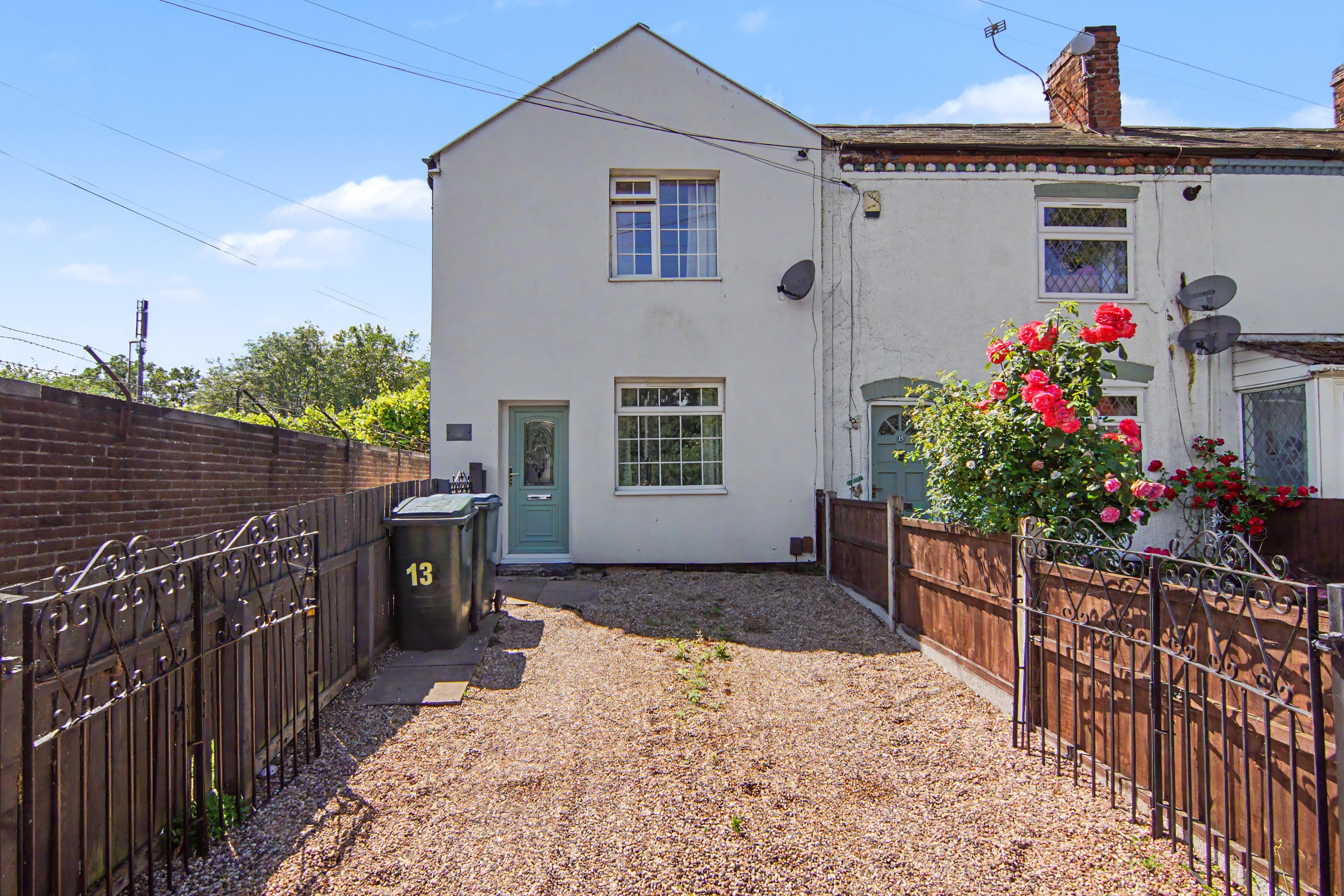Hall Green Road, Coventry, CV6 - photo 1 of 15