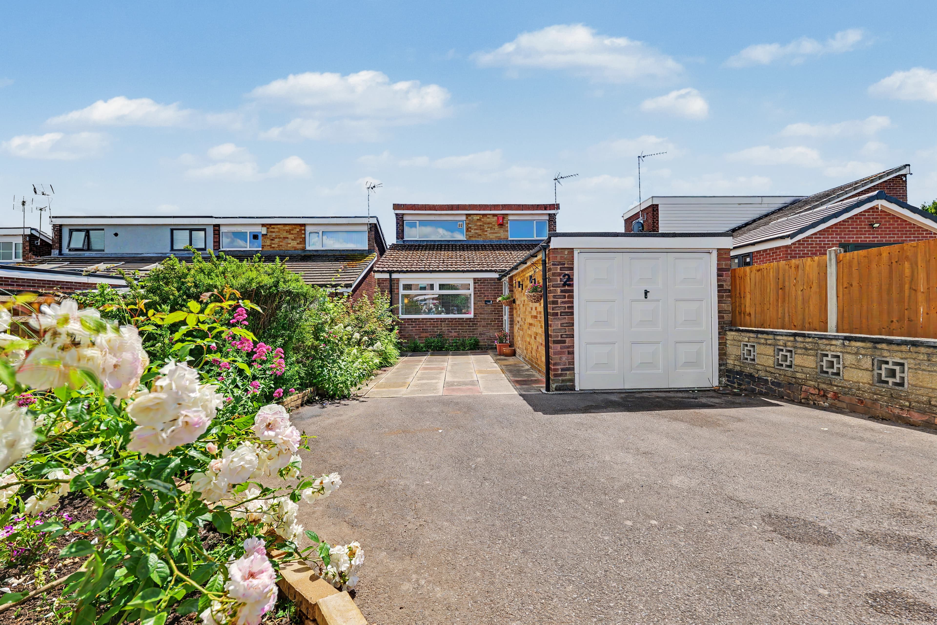 Cressage Road, Coventry, CV2 - photo 1 of 25