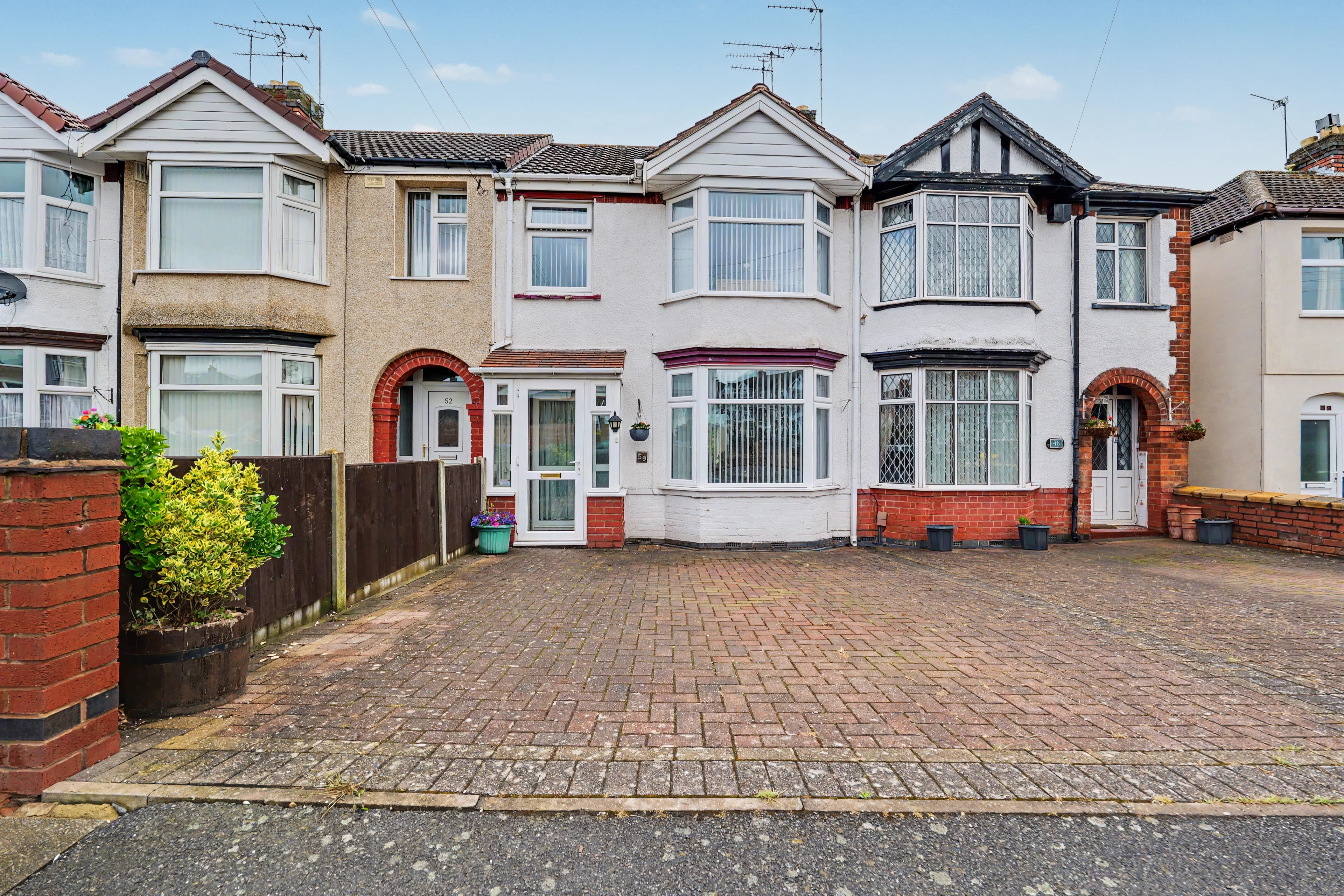 Forknell Avenue, Coventry, CV2 - photo 1 of 20