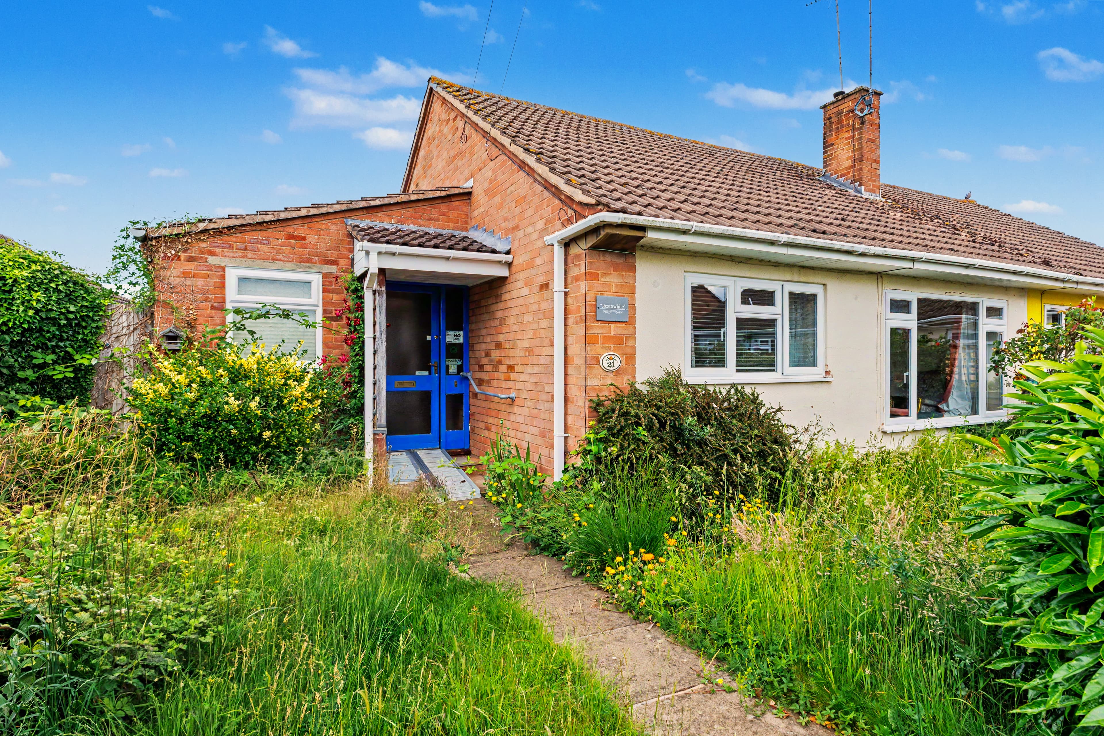 Lindsey Avenue, Evesham, WR11 - photo 1 of 11