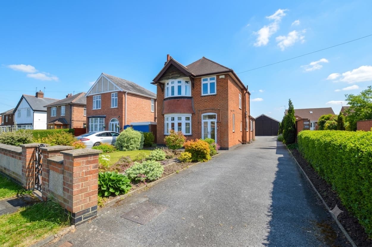 Knightthorpe Road, Loughborough, LE11 - photo 1 of 19