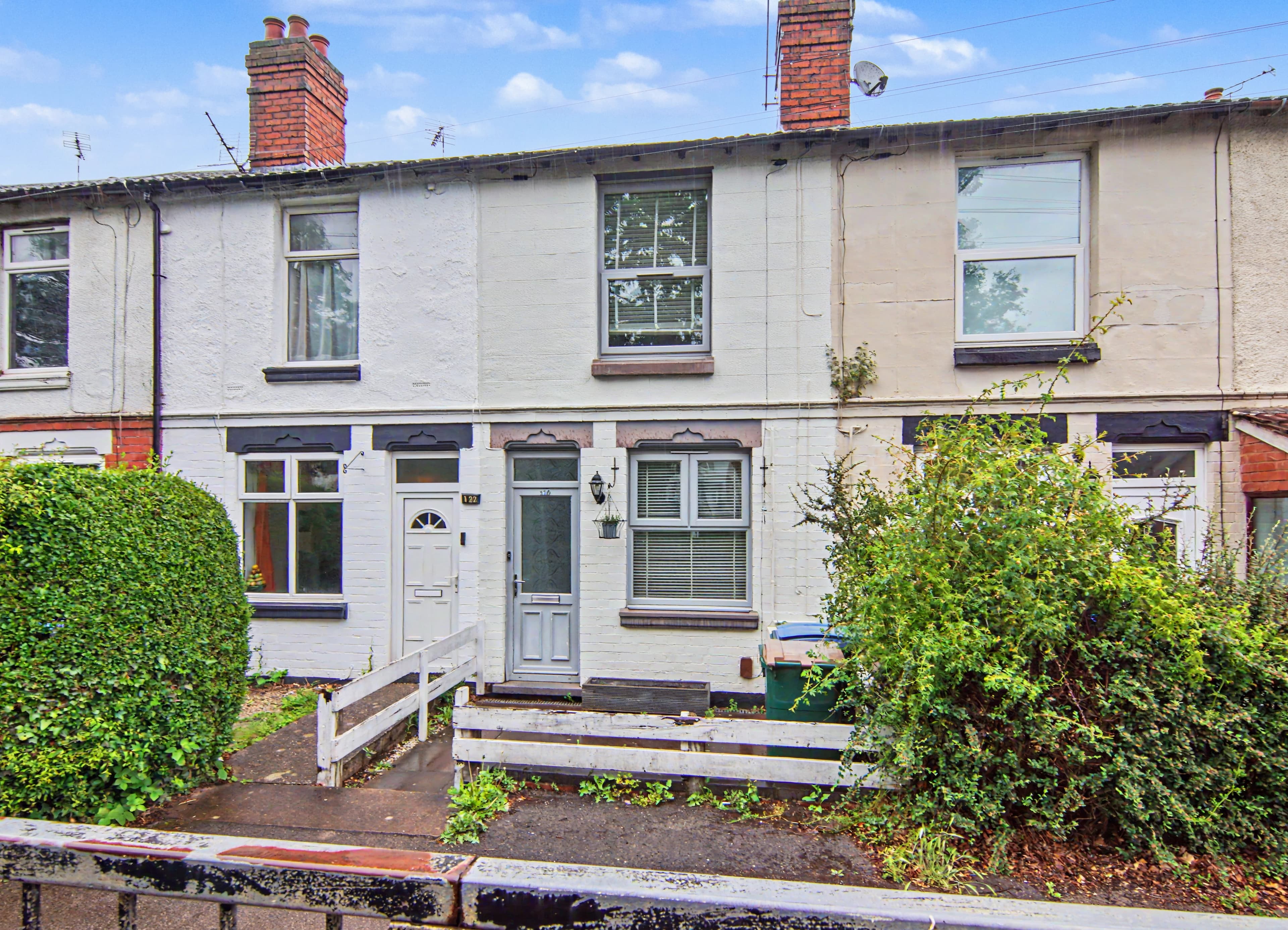 Tile Hill Lane, Coventry, CV4 - photo 1 of 19