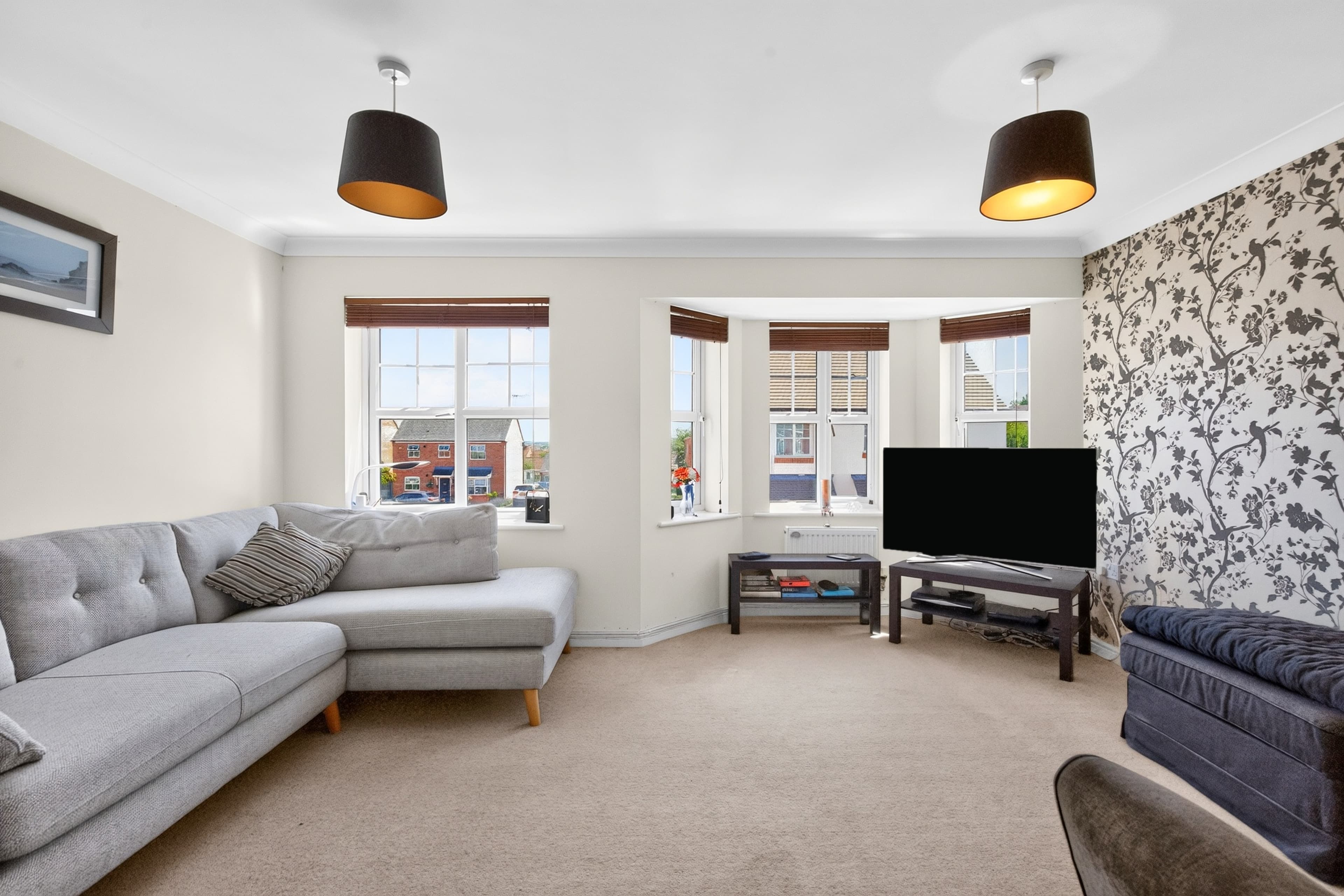 St. Peters Way, Stratford-Upon-Avon, CV37 - photo 1 of 21