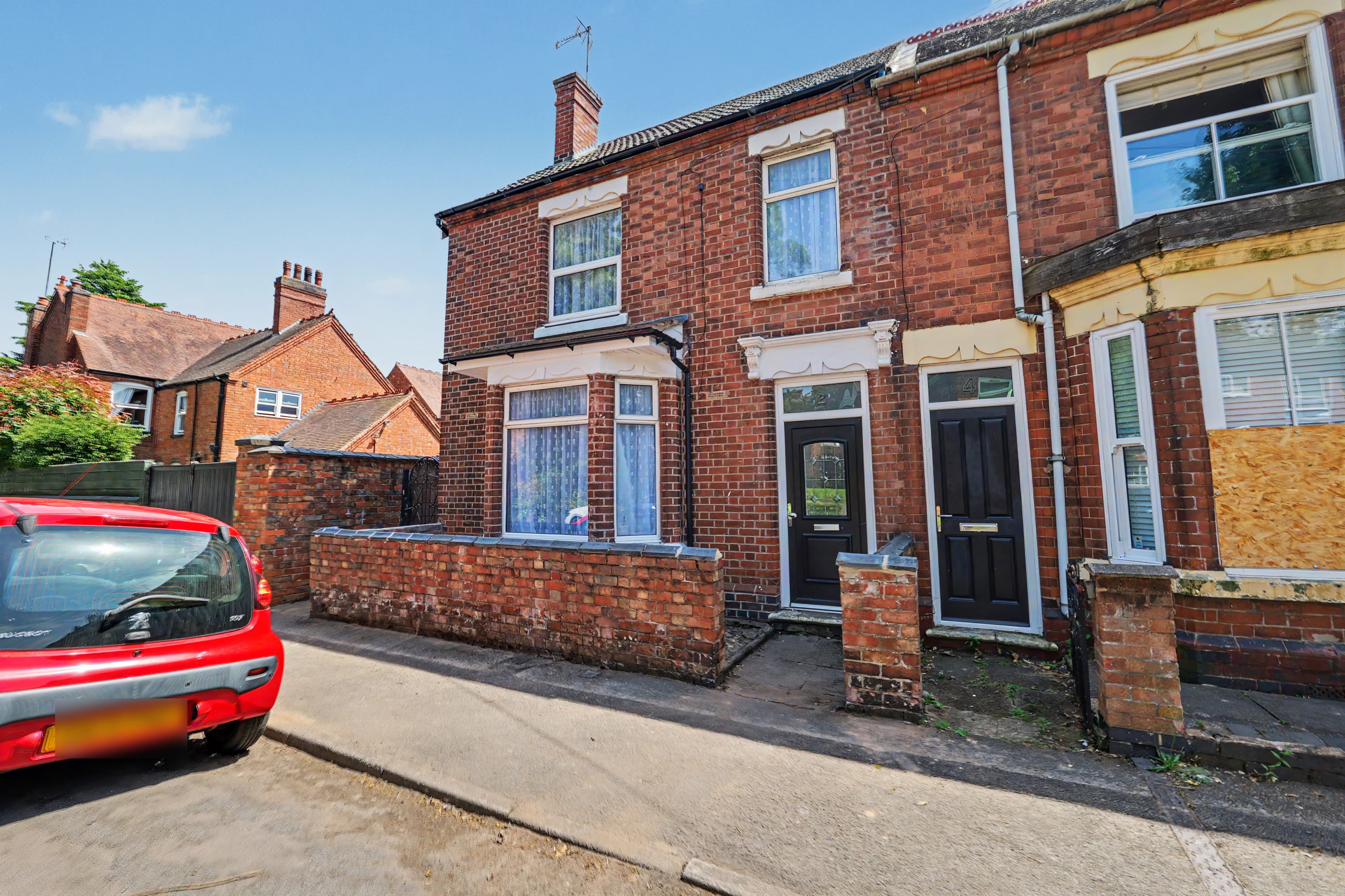 Countess Road, Nuneaton, CV11 - photo 1 of 30