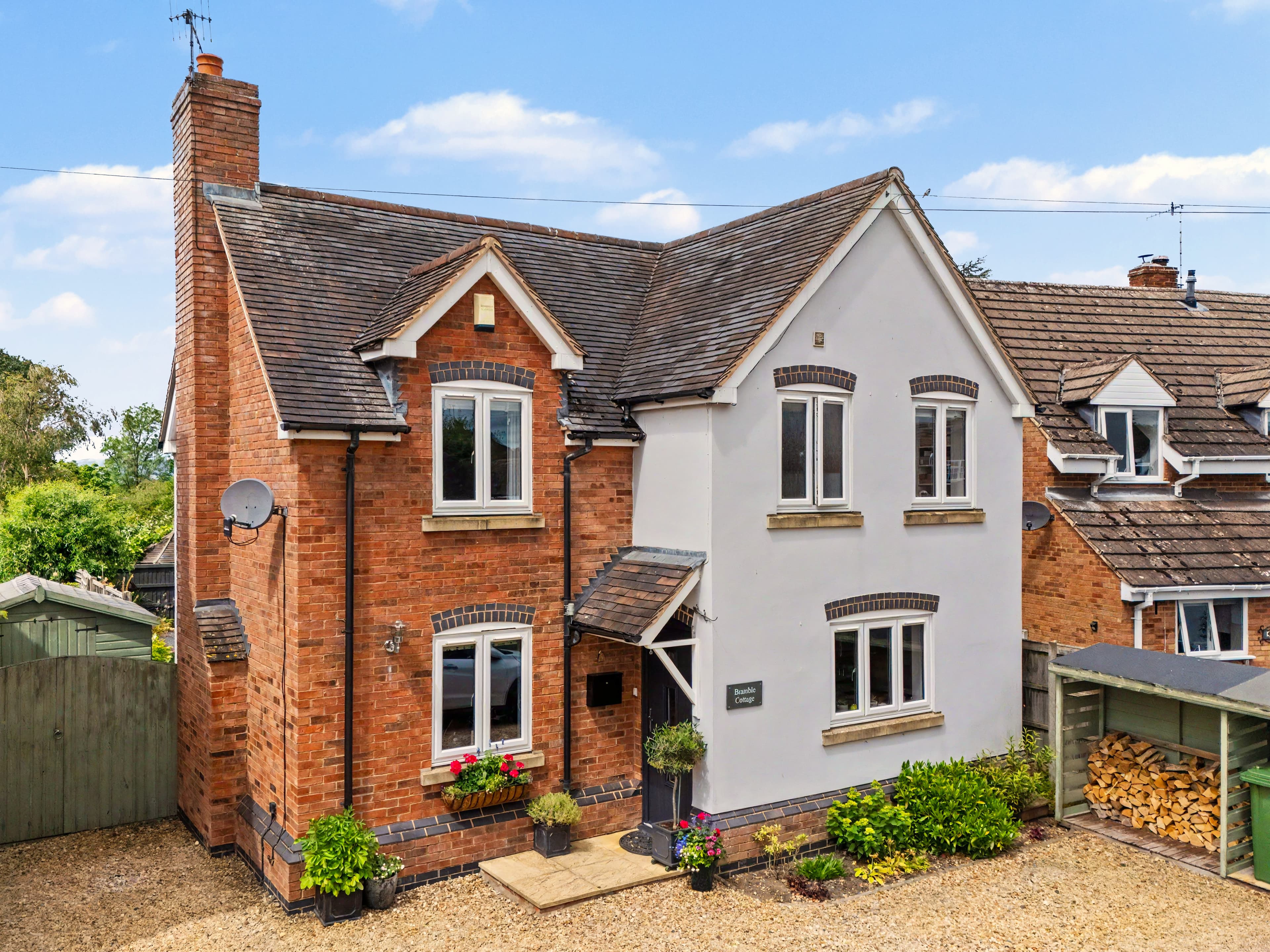 Bramble Cottage, Defford, Worcester, WR8 - photo 1 of 20