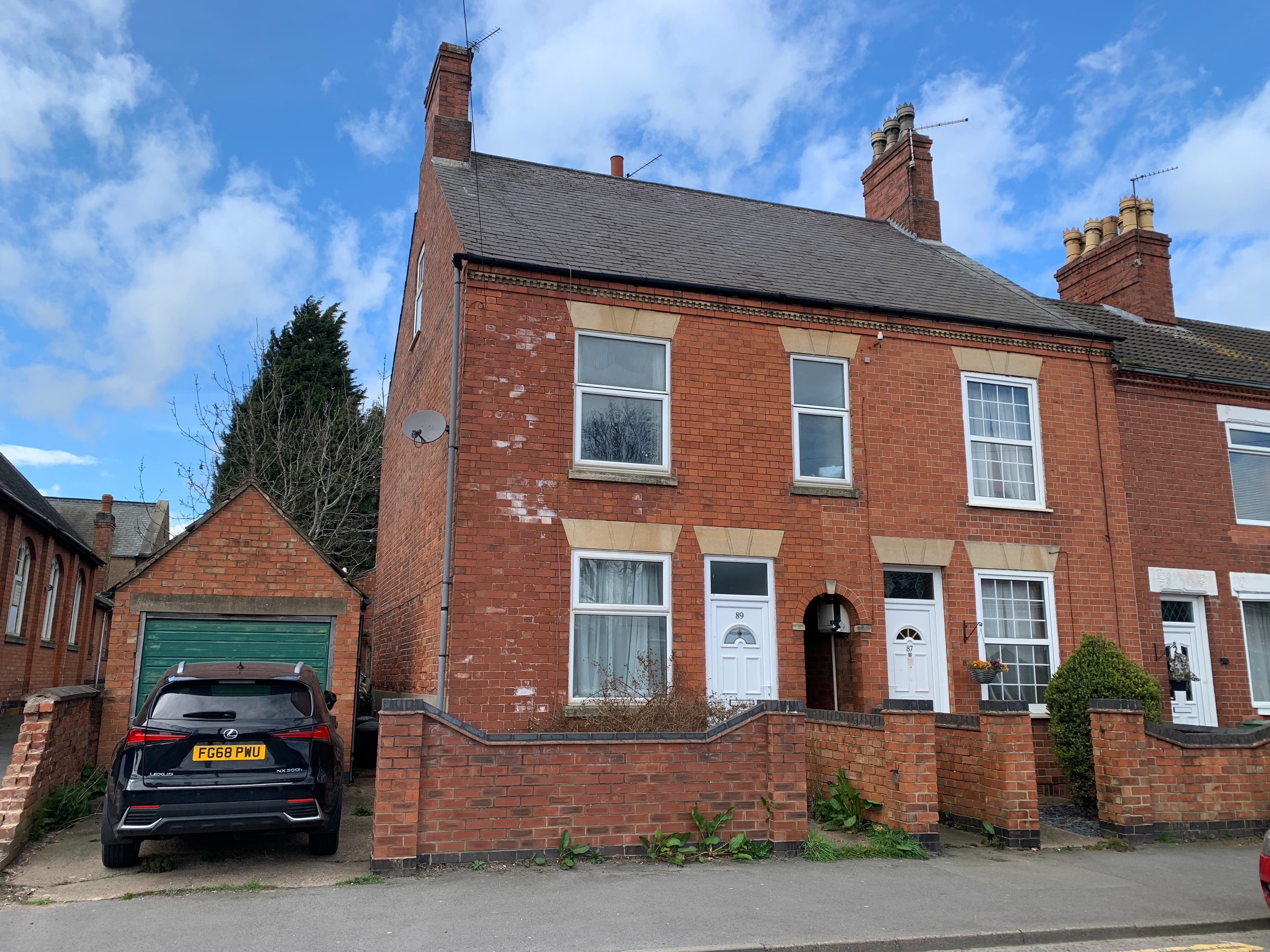 Charnwood Road, Shepshed, Loughborough, LE12 - photo 1 of 15
