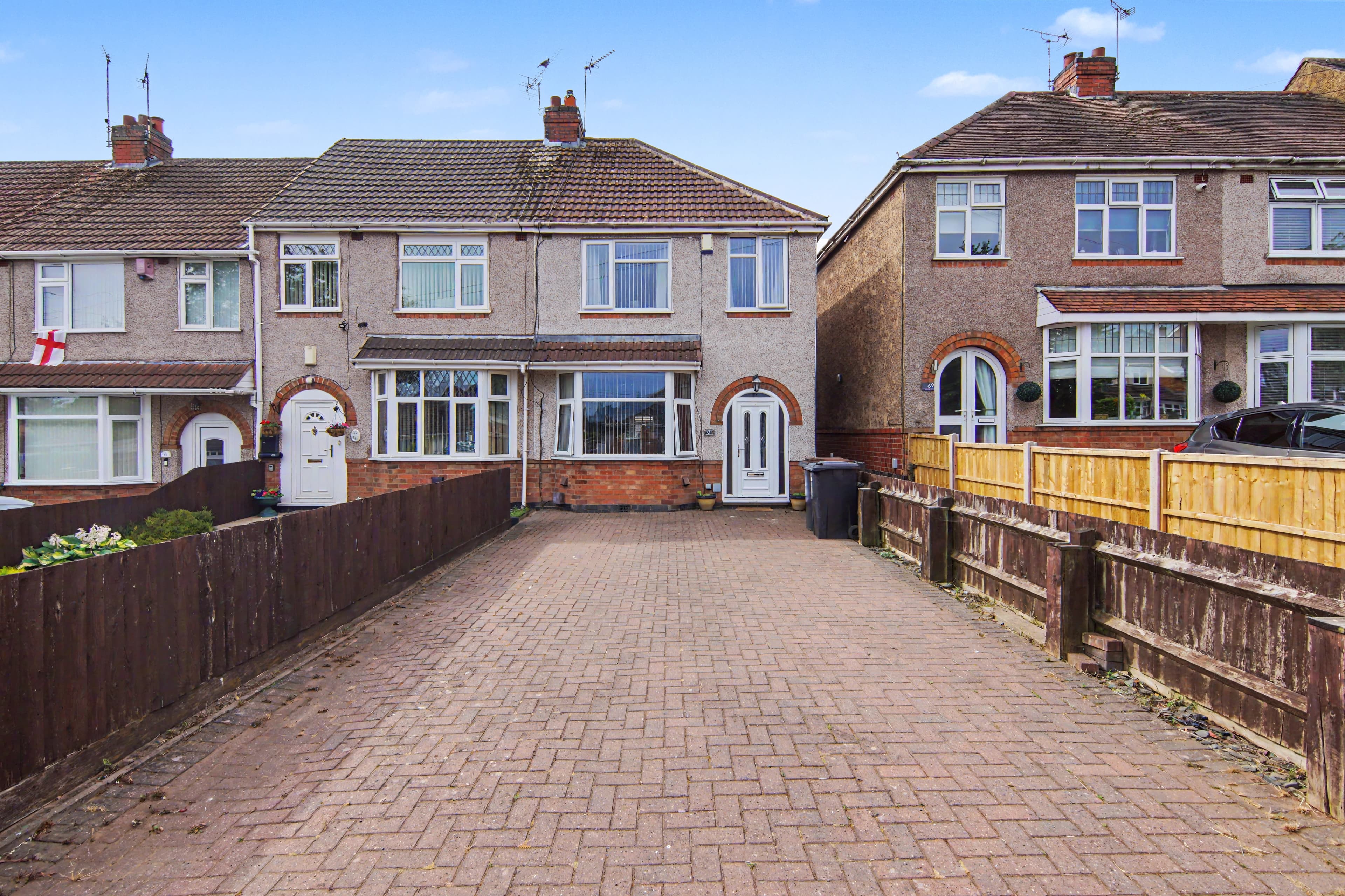 Vicarage Lane, Coventry, CV7 - photo 1 of 27