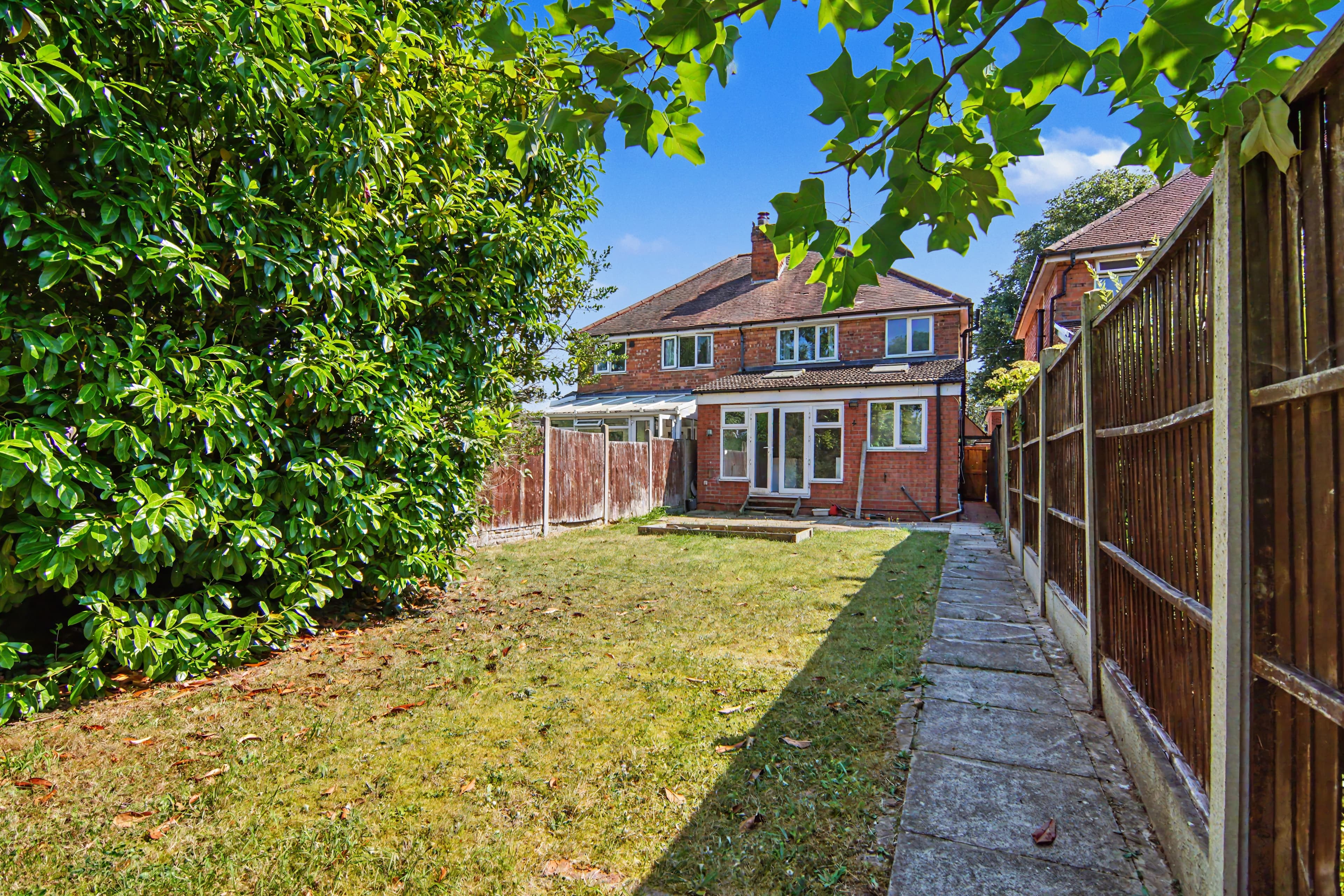 Lighthorne Road, Solihull, B91 - photo 1 of 25