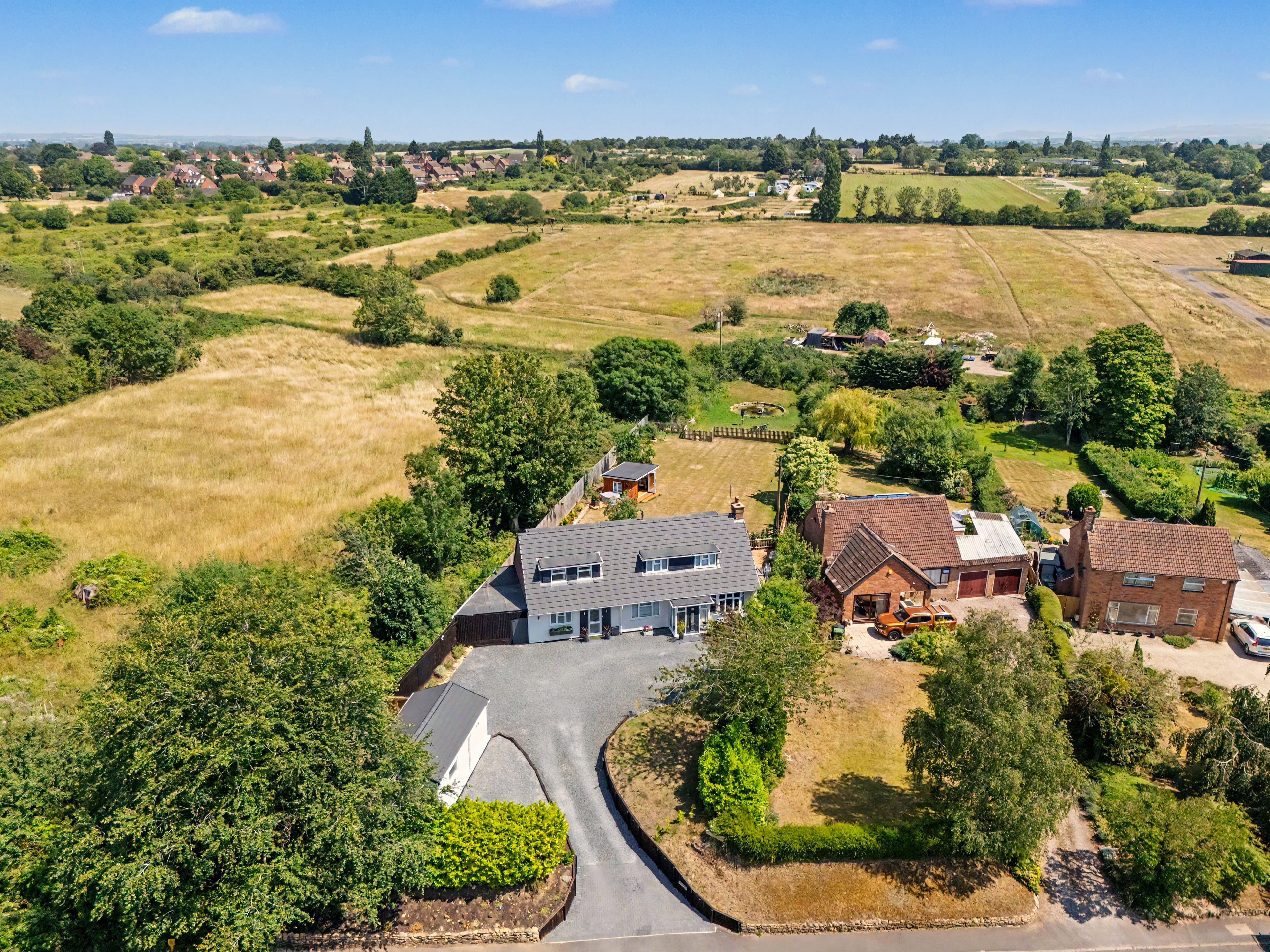 Sunways, Lenchwick, Evesham, WR11 - photo 1 of 49