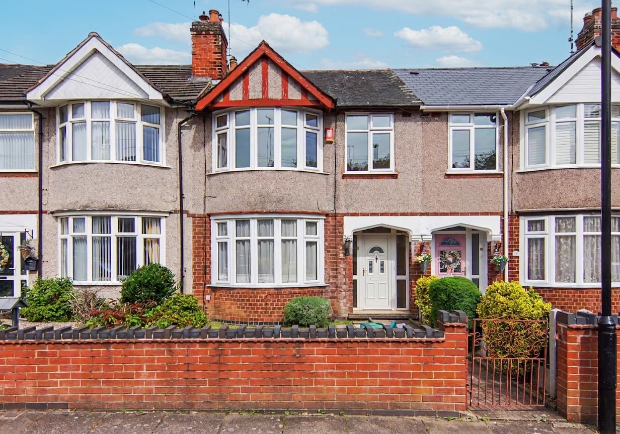 Evenlode Crescent, Coventry, CV6 - photo 1 of 18