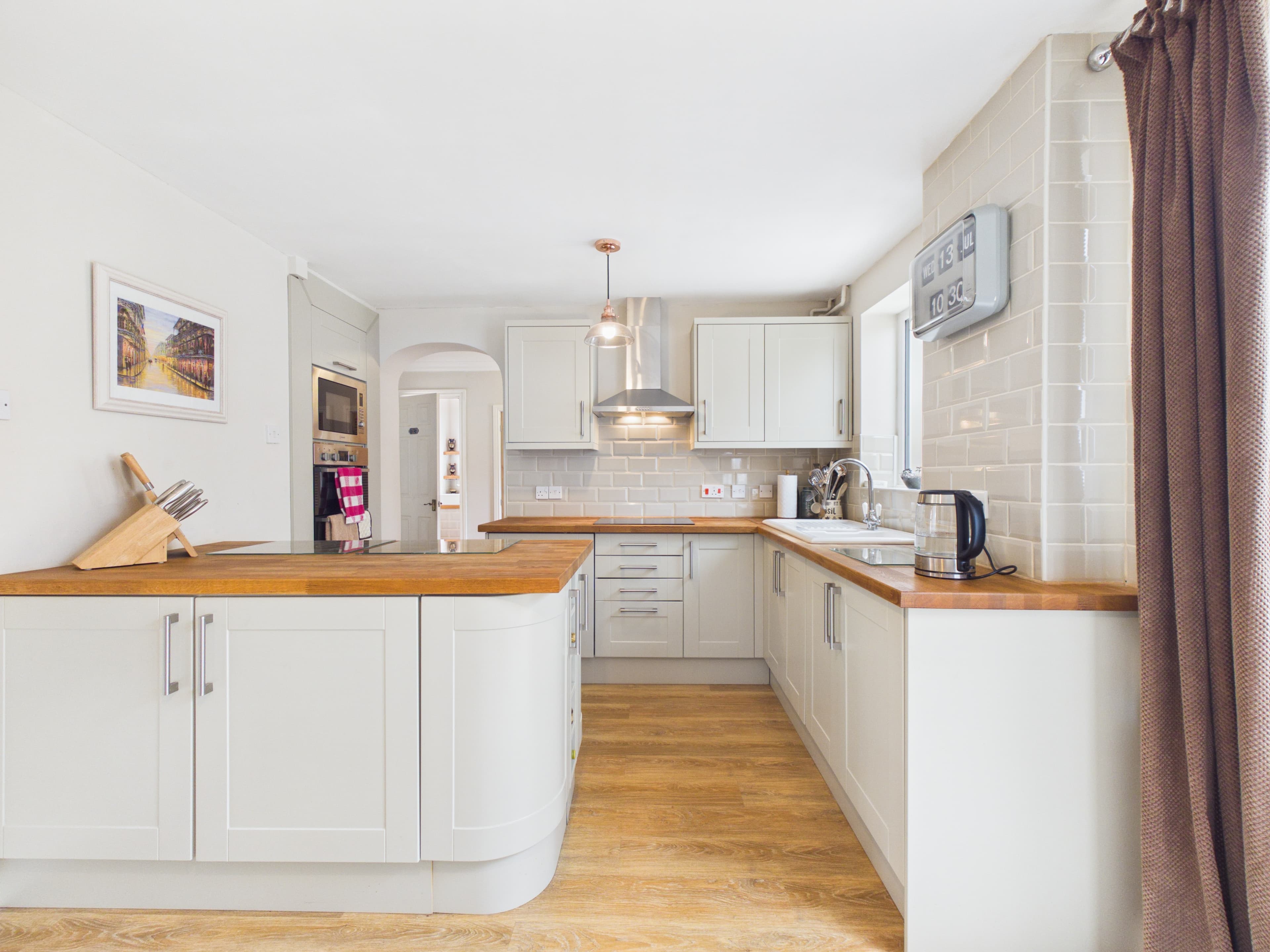 Falkland Road, Evesham, WR11 - photo 1 of 24