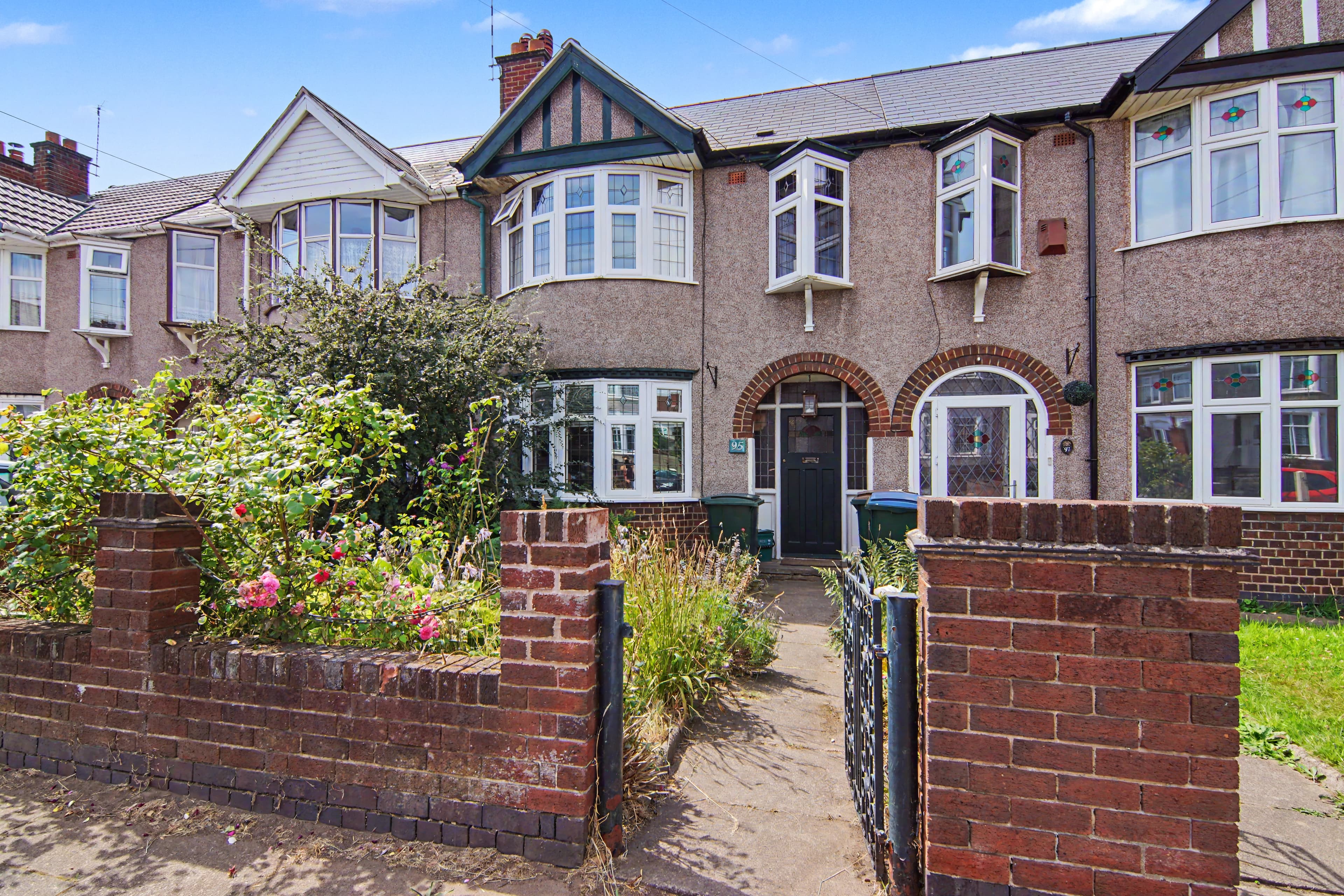 Sussex Road, Coventry, CV5 - photo 1 of 26