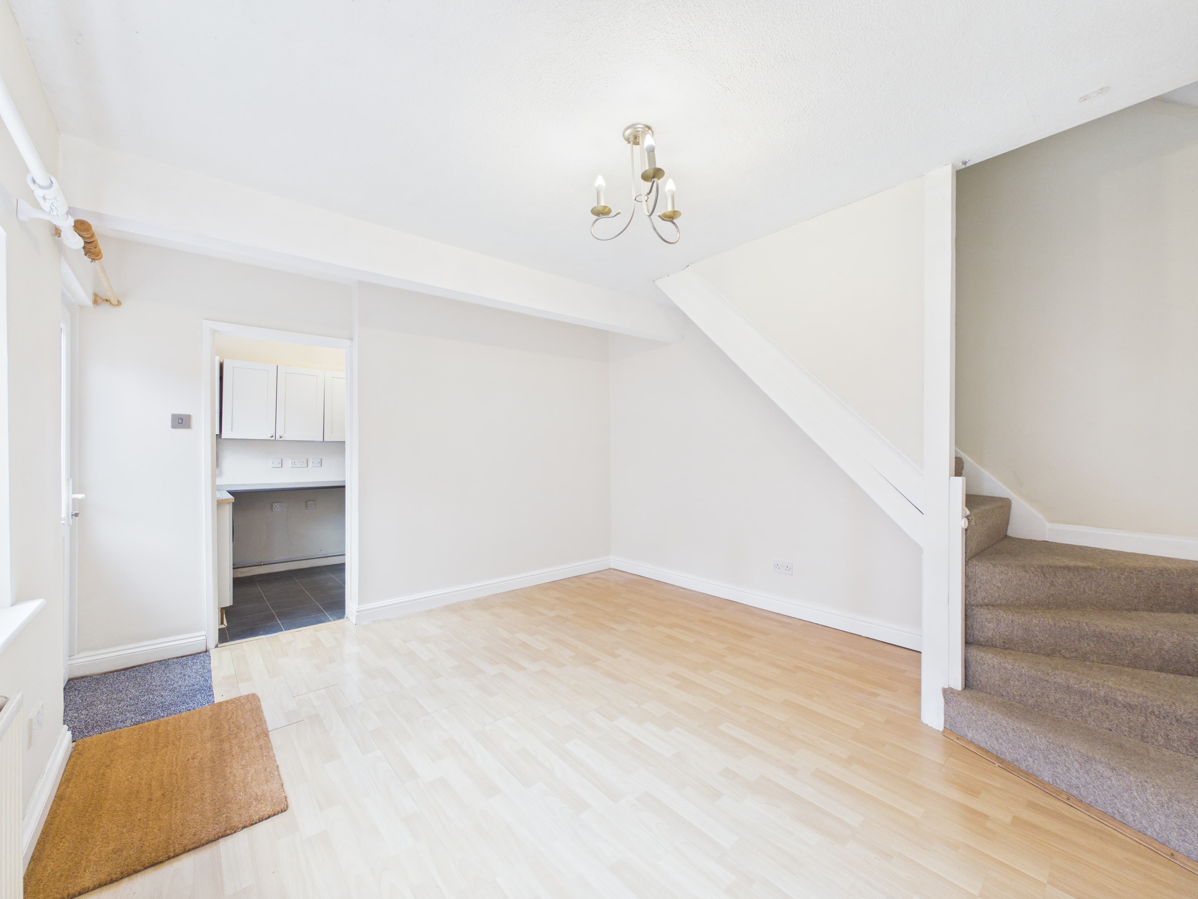22a, Mill Street, Evesham, WR11 - photo 1 of 15