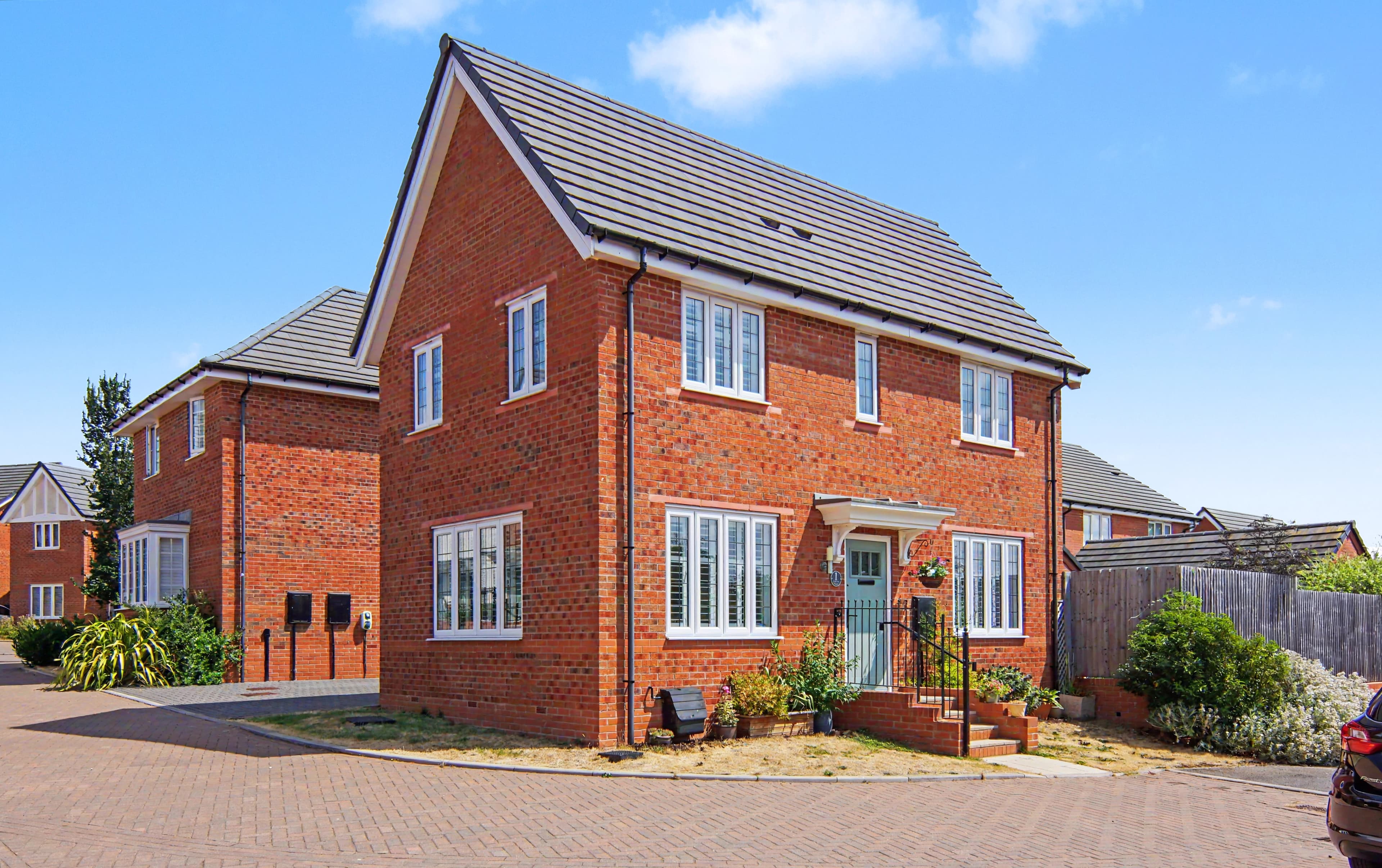 Nursery Walk, Allesley, Coventry, CV5 - photo 1 of 33
