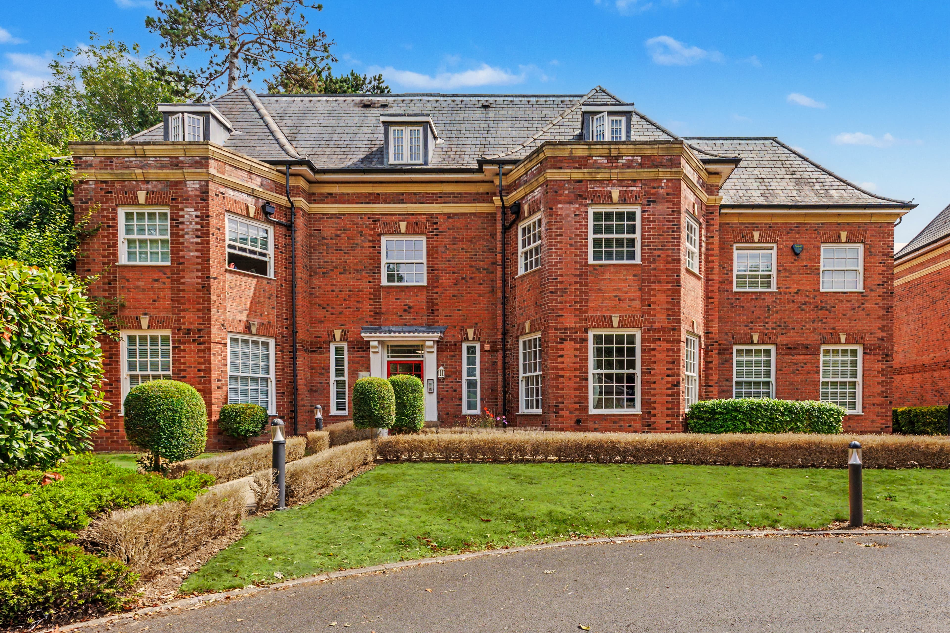 John Cullis Gardens, Leamington Spa, CV32 - photo 1 of 22