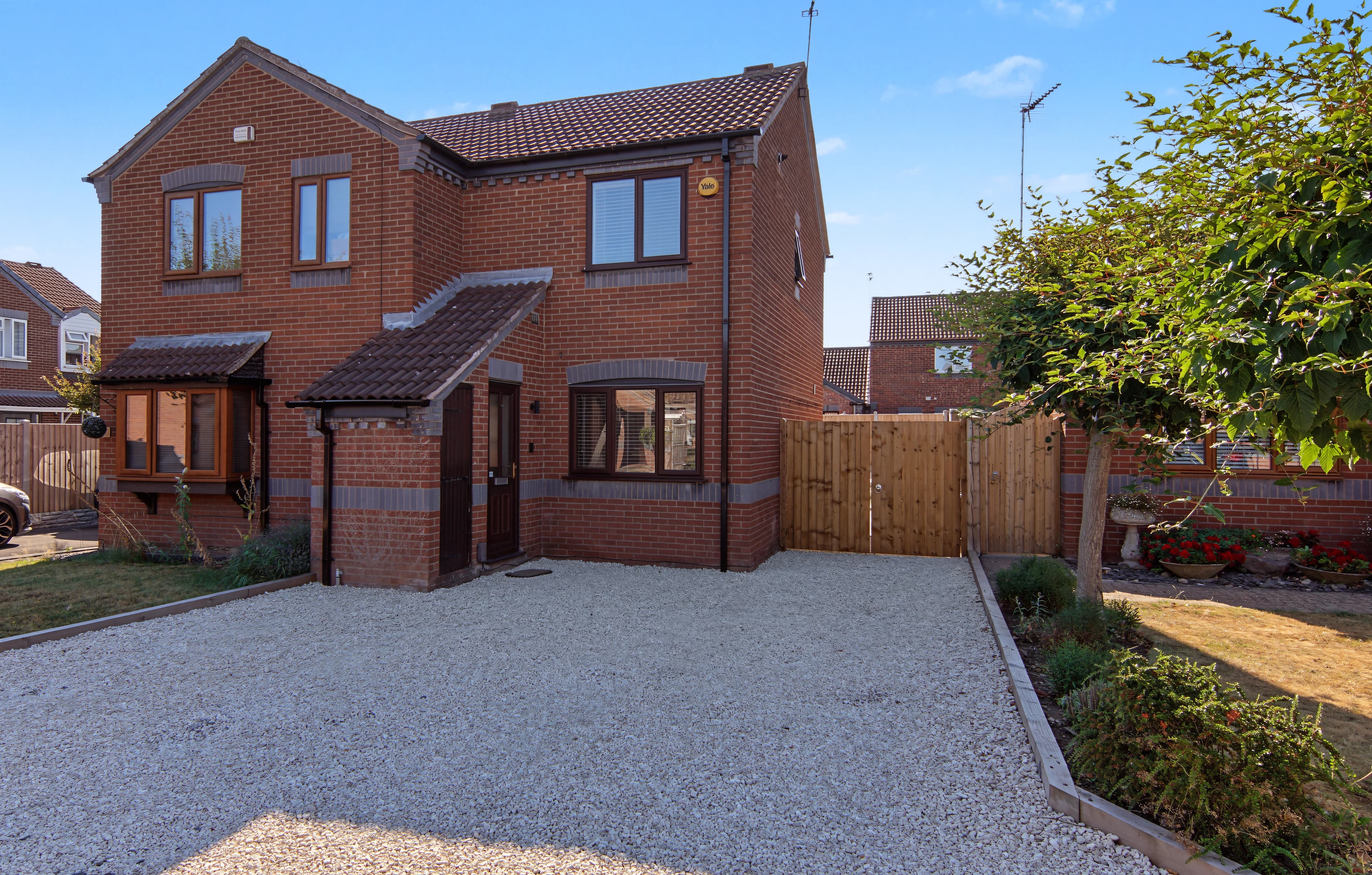 Stable Walk, Nuneaton, CV11 - photo 1 of 21