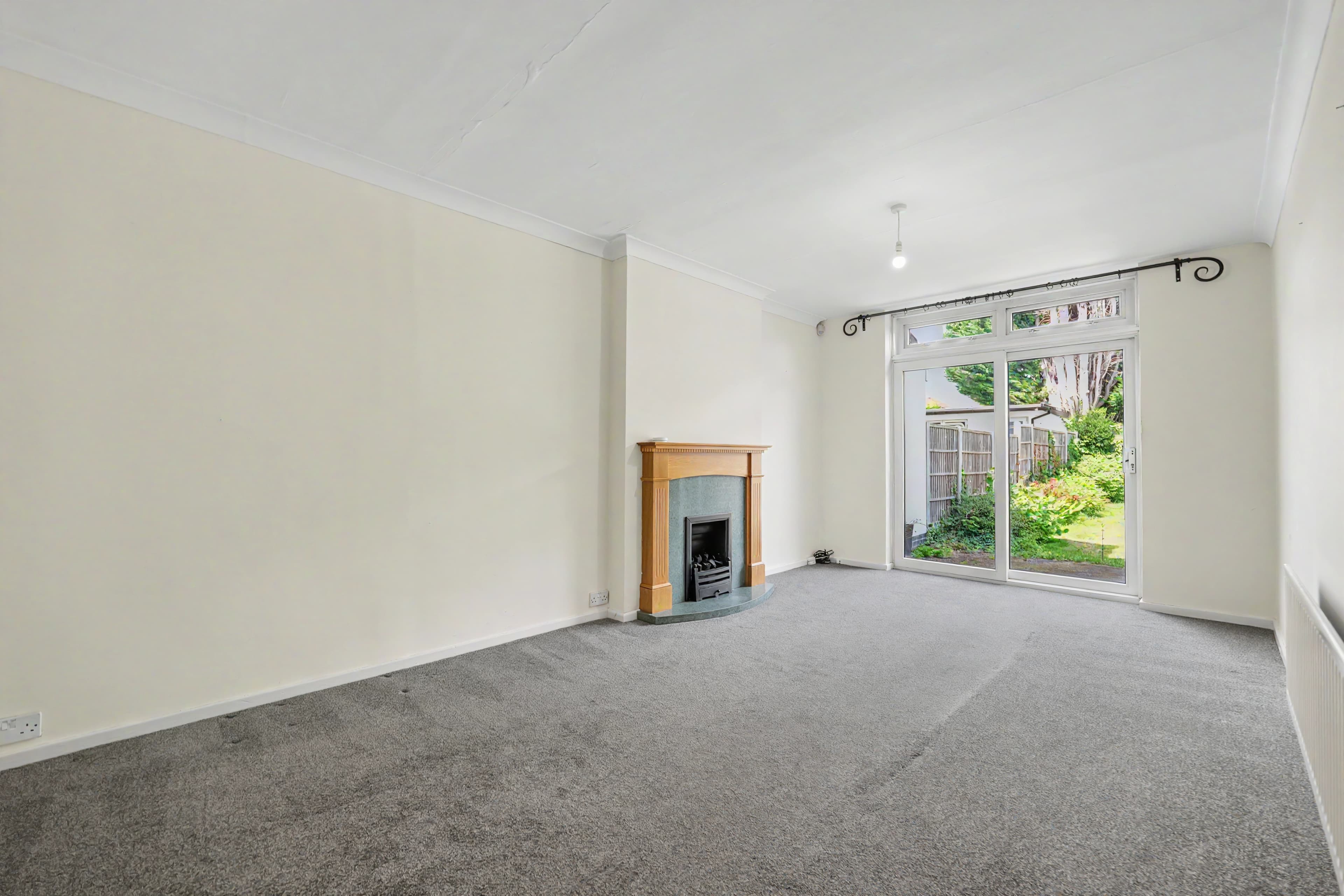 Ivybridge Road, Coventry, CV3 - photo 1 of 16