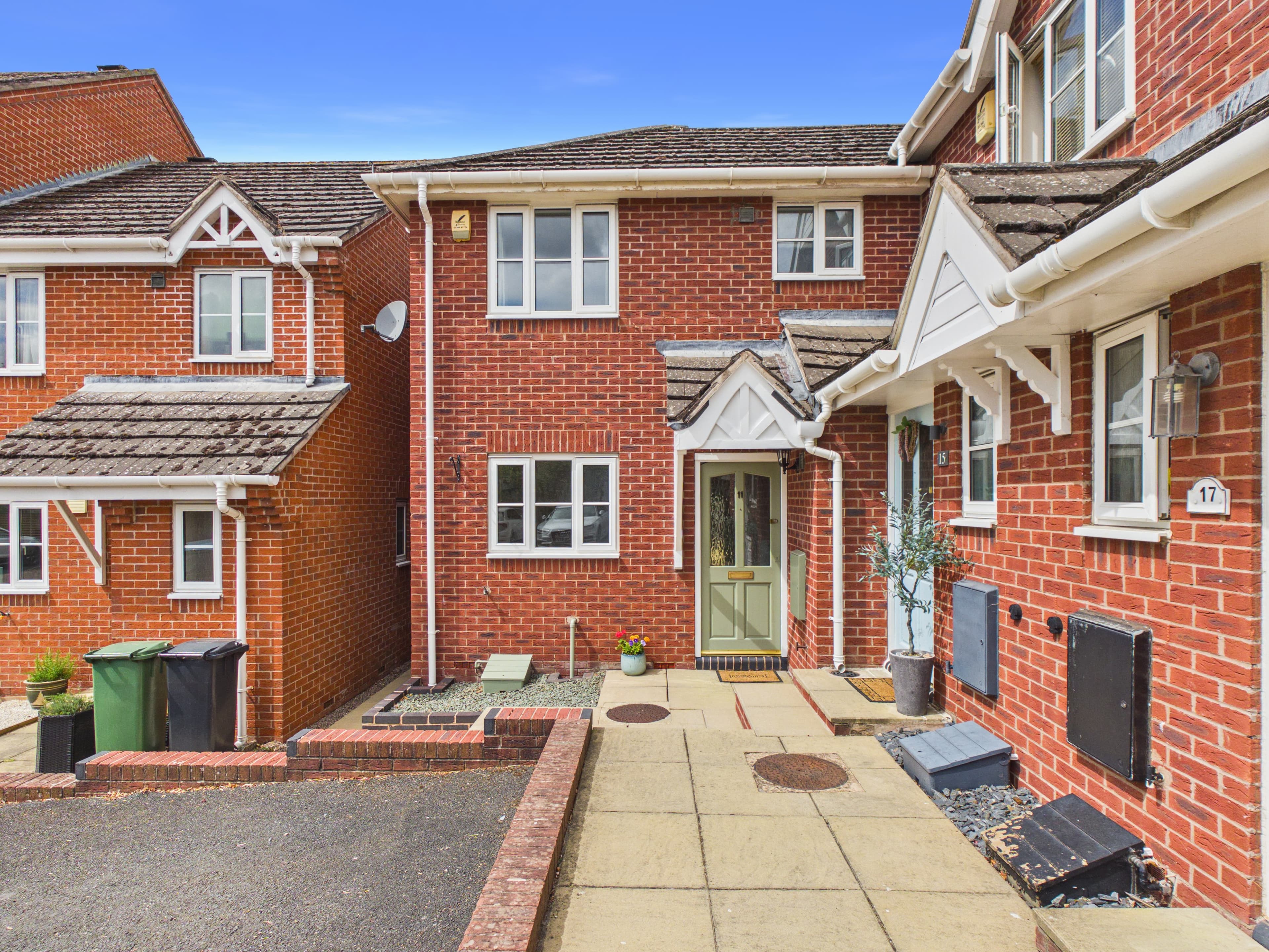 Goodalls Grove, Evesham, WR11 - photo 1 of 19