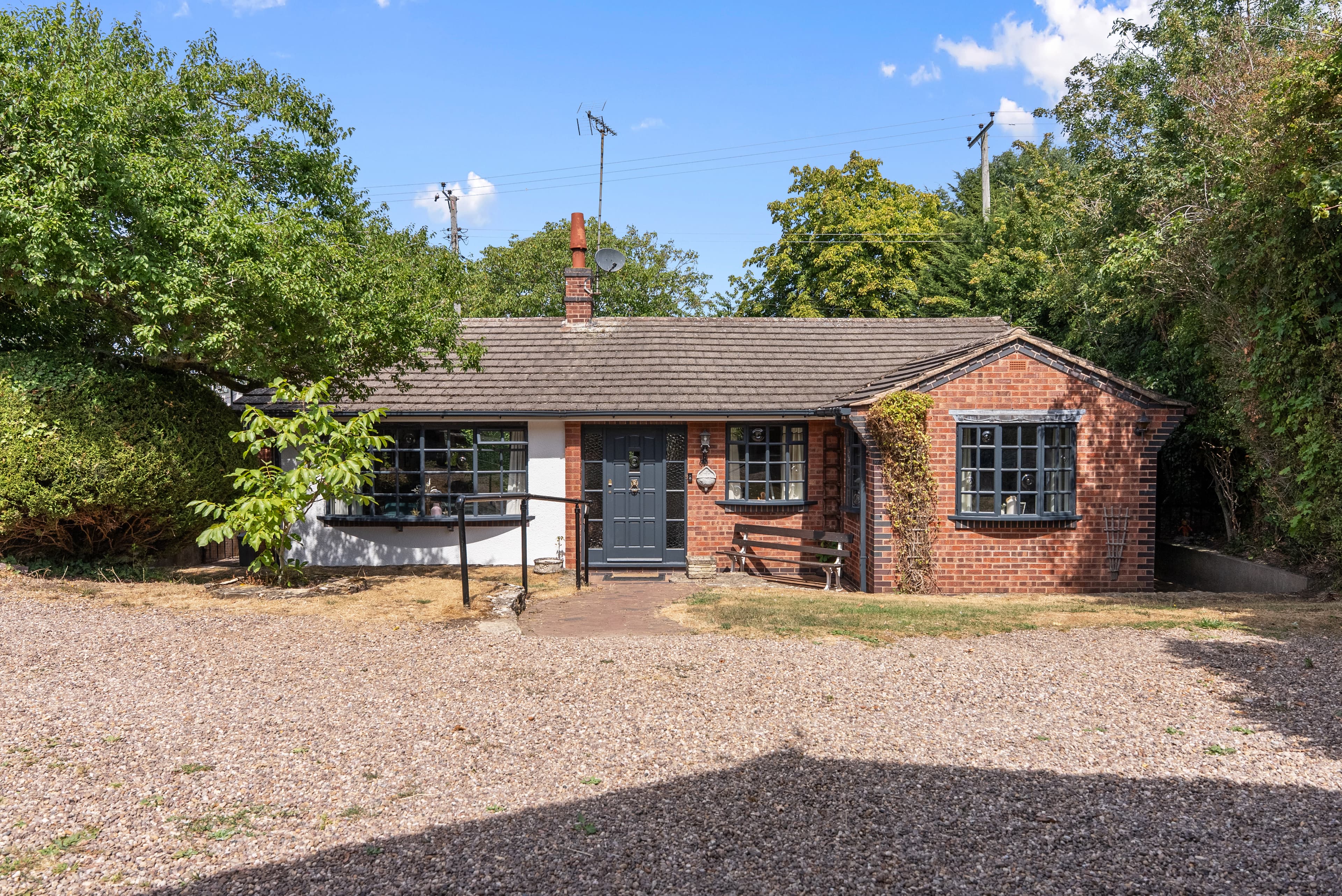 Hillside, Old Hill, Flyford Flavell, Worcester, WR7 - photo 1 of 16