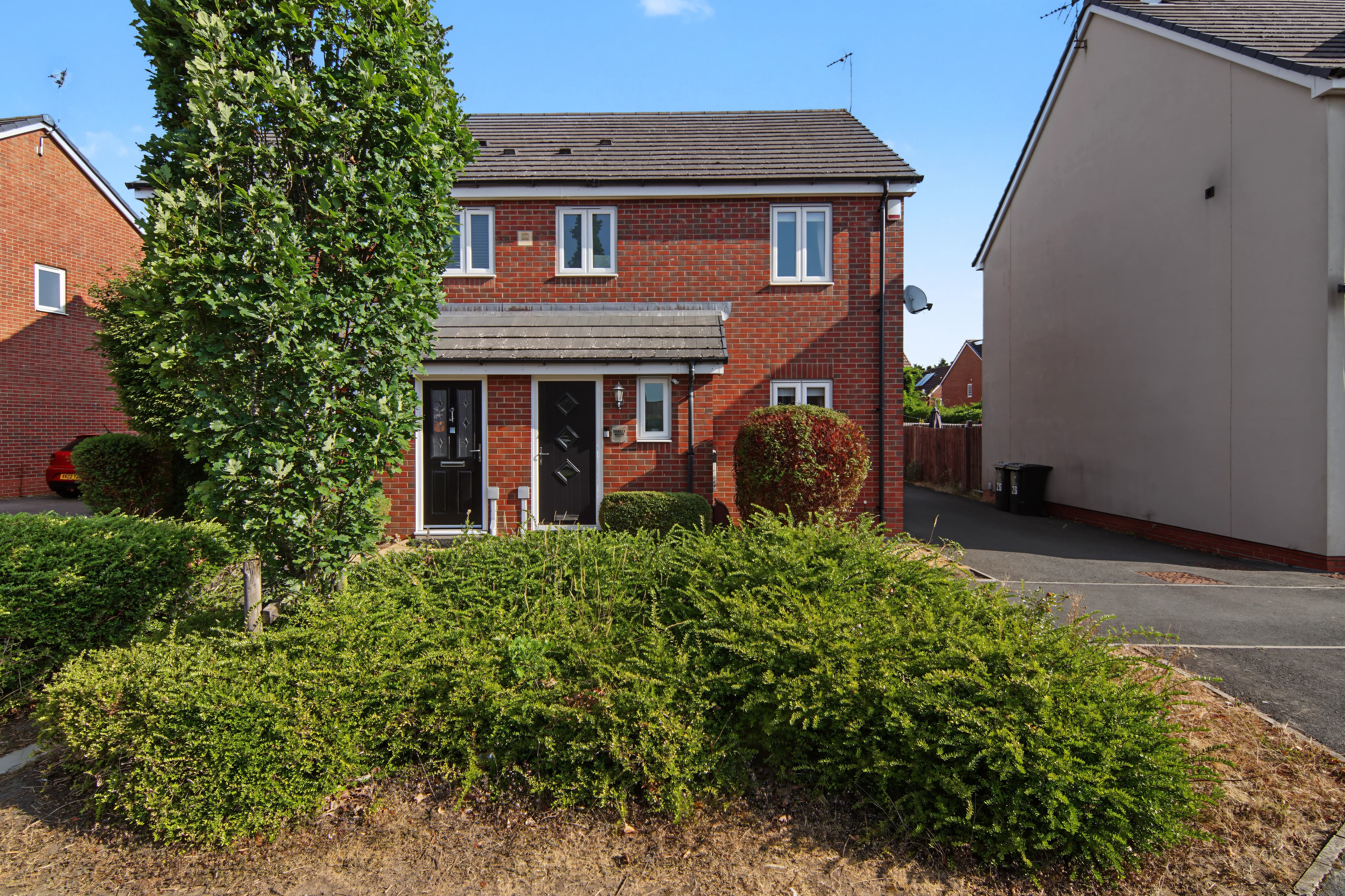 Astoria Drive, Coventry, CV4 - photo 1 of 28