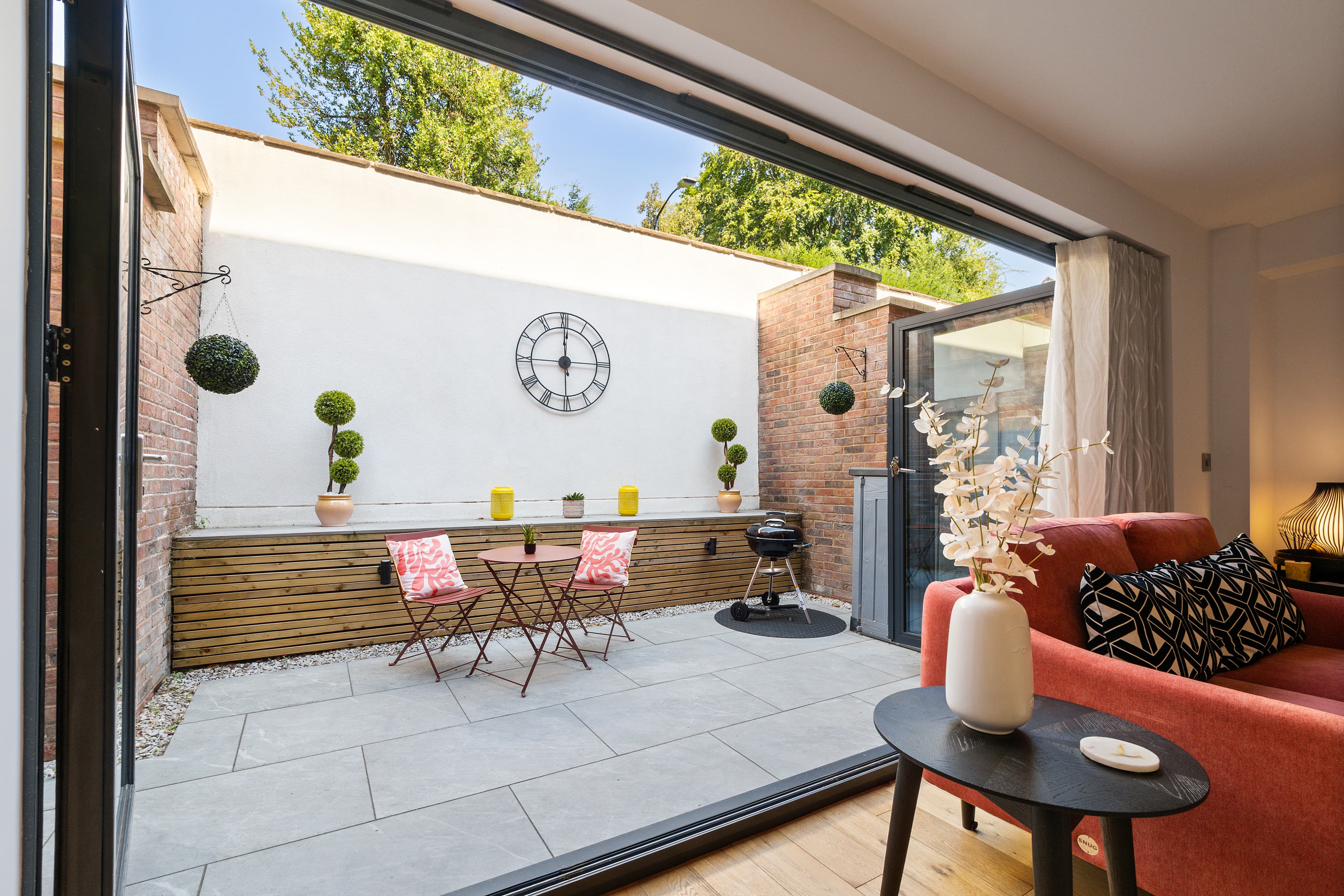 4 Abbotsford Mews, New Street, Kenilworth, CV8 - photo 1 of 26