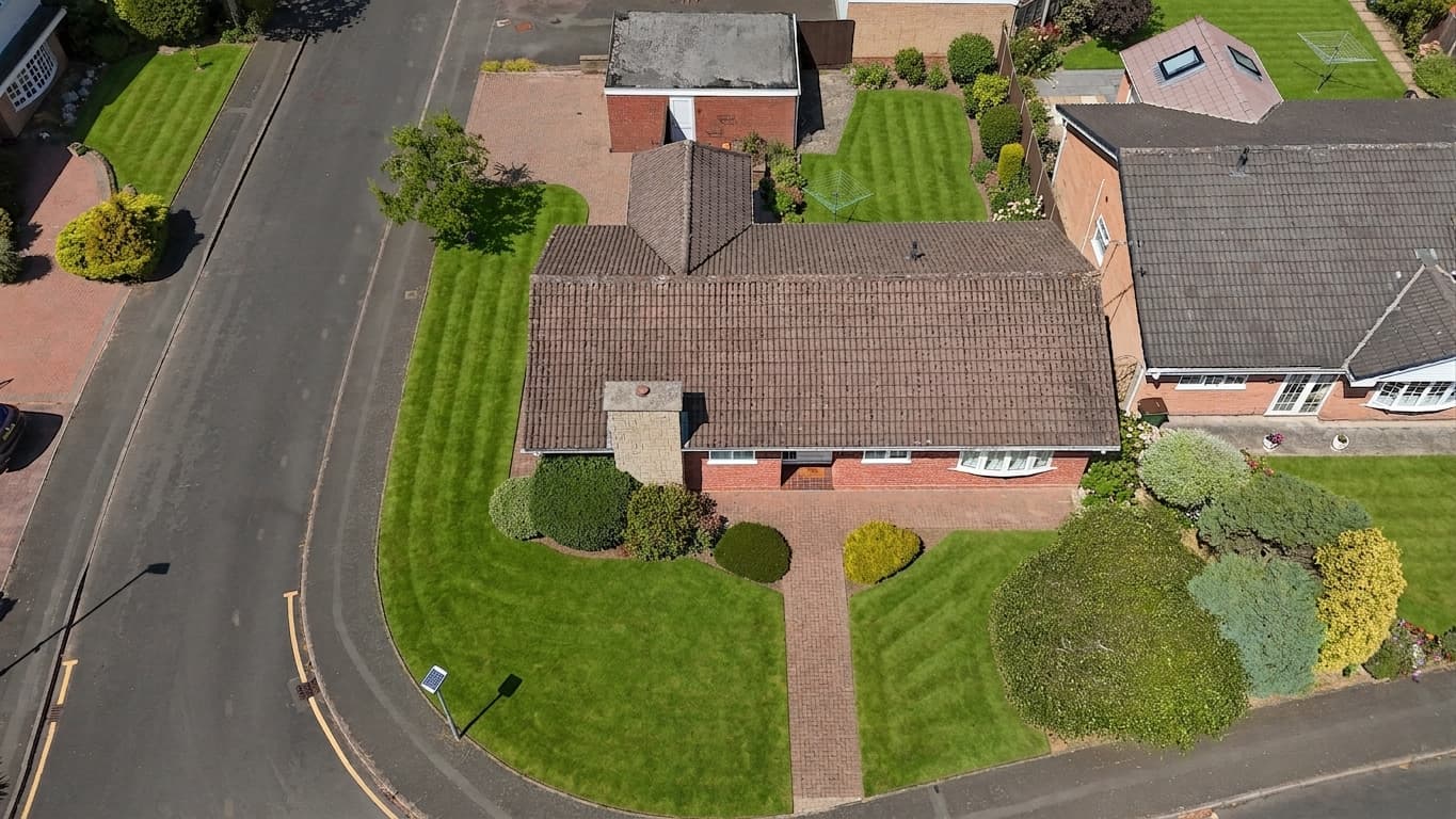 The Yews, Oadby, Leicester, LE2 - photo 1 of 28