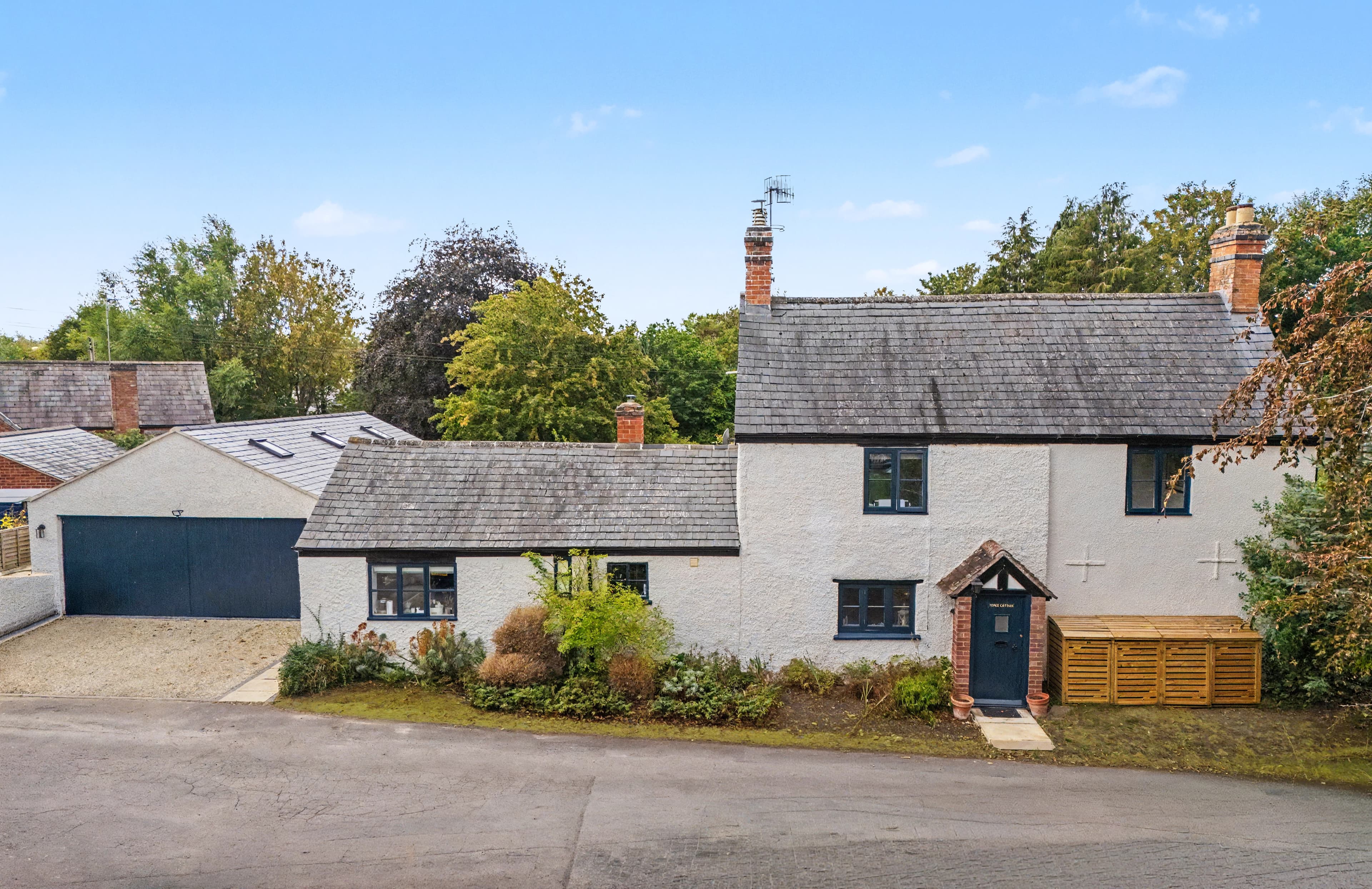 Forge Cottage, Watery Lane, Pillerton Hersey, Warwick, CV35 - photo 1 of 53