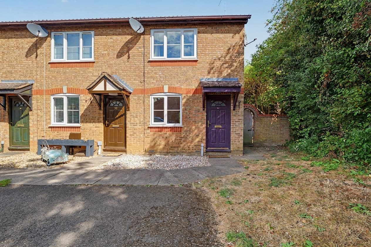 Overdale Close, Market Harborough, LE16 - photo 1 of 12