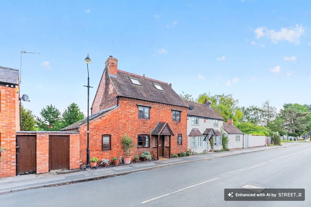 Wellesbourne Road, Barford, Warwick, CV35 - photo 1 of 26