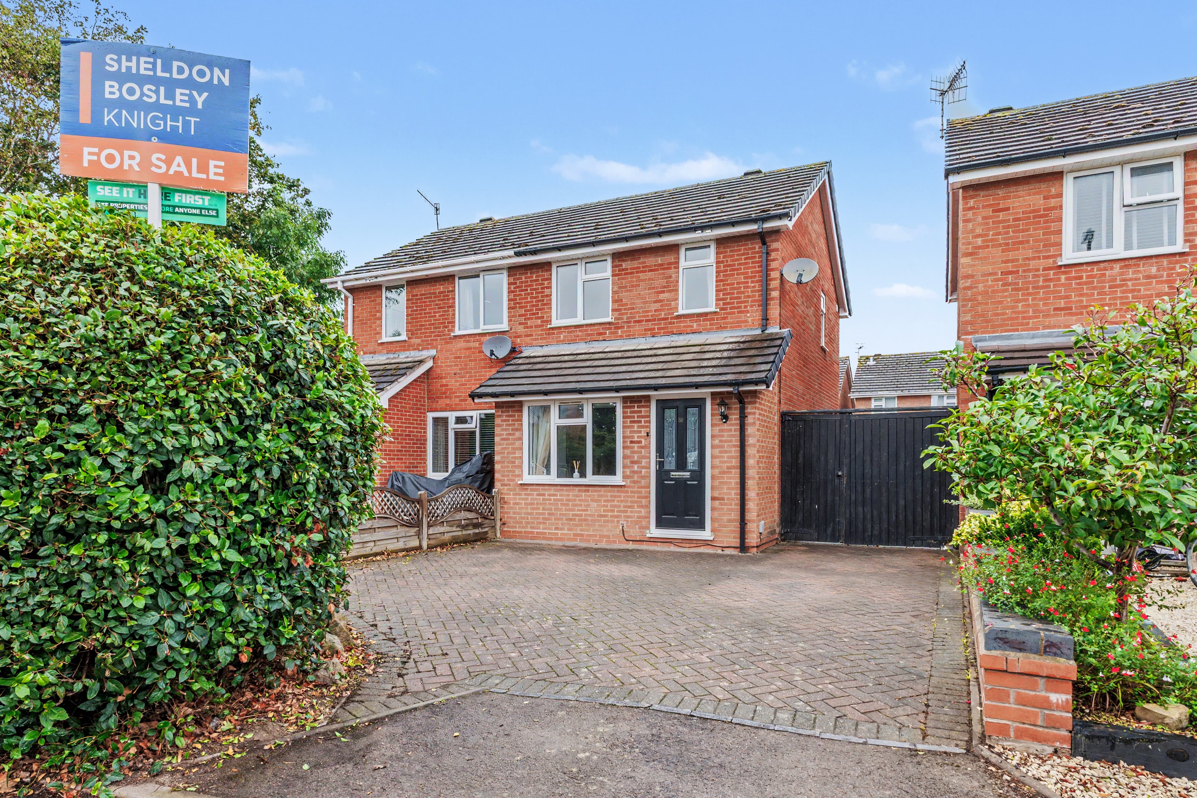 Holder Close, Bidford-On-Avon, Alcester, B50 - photo 1 of 14