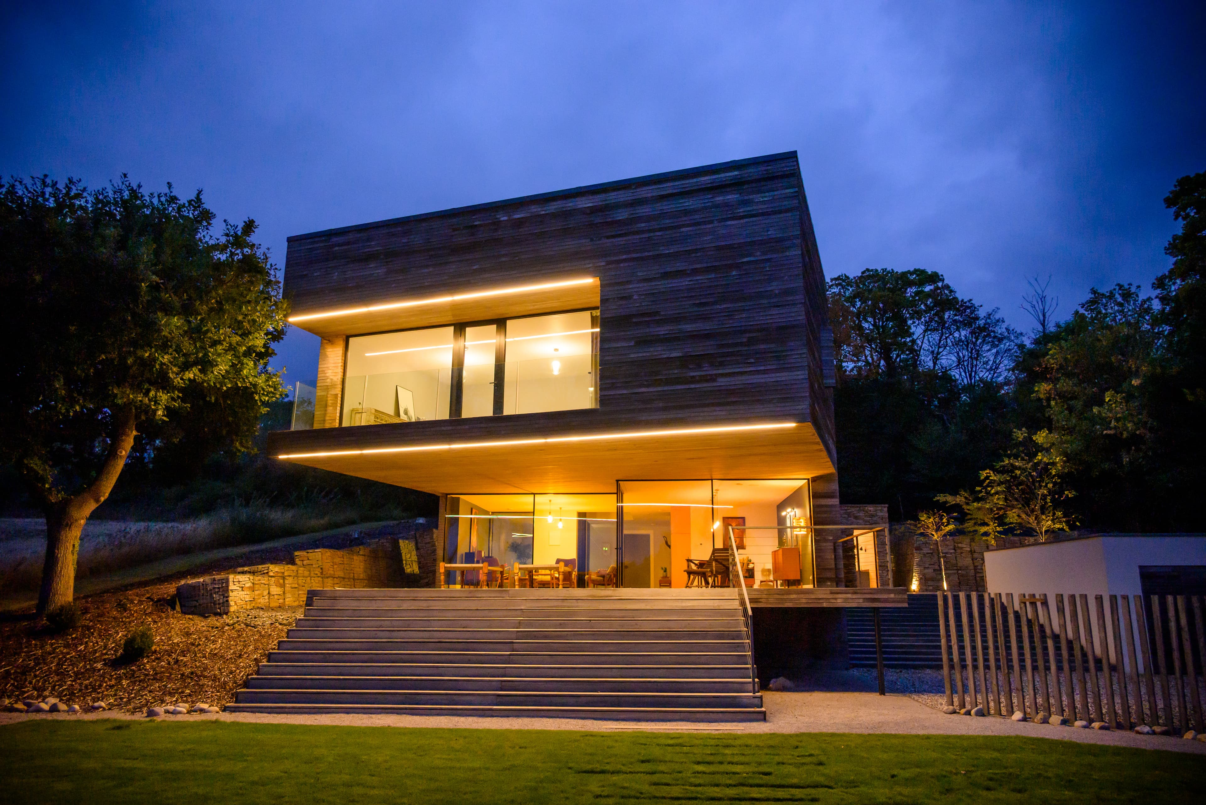 Hillside, Kineton Road, Gaydon, CV35 - photo 1 of 43