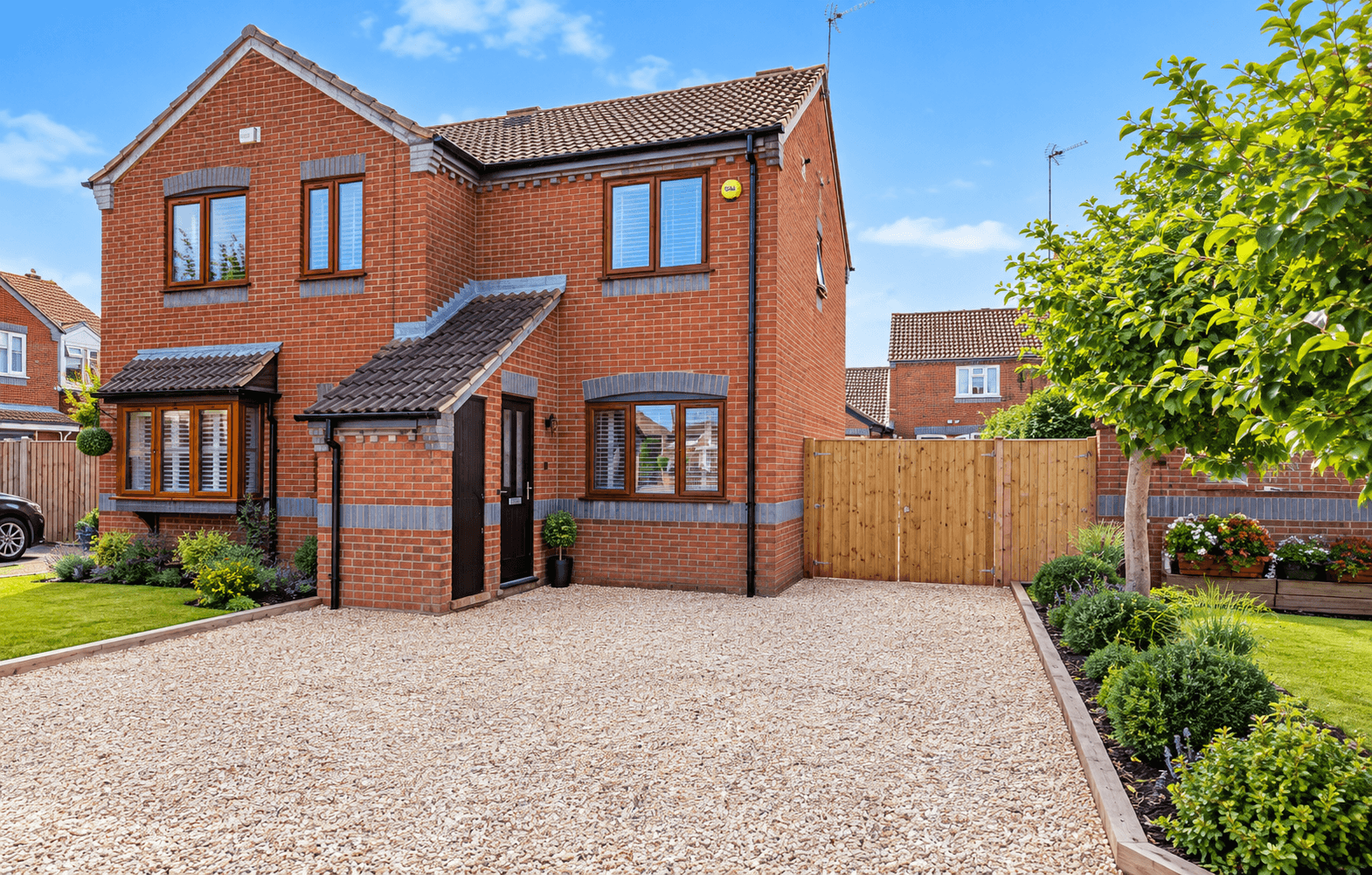 Stable Walk, Nuneaton, CV11 - photo 1 of 19