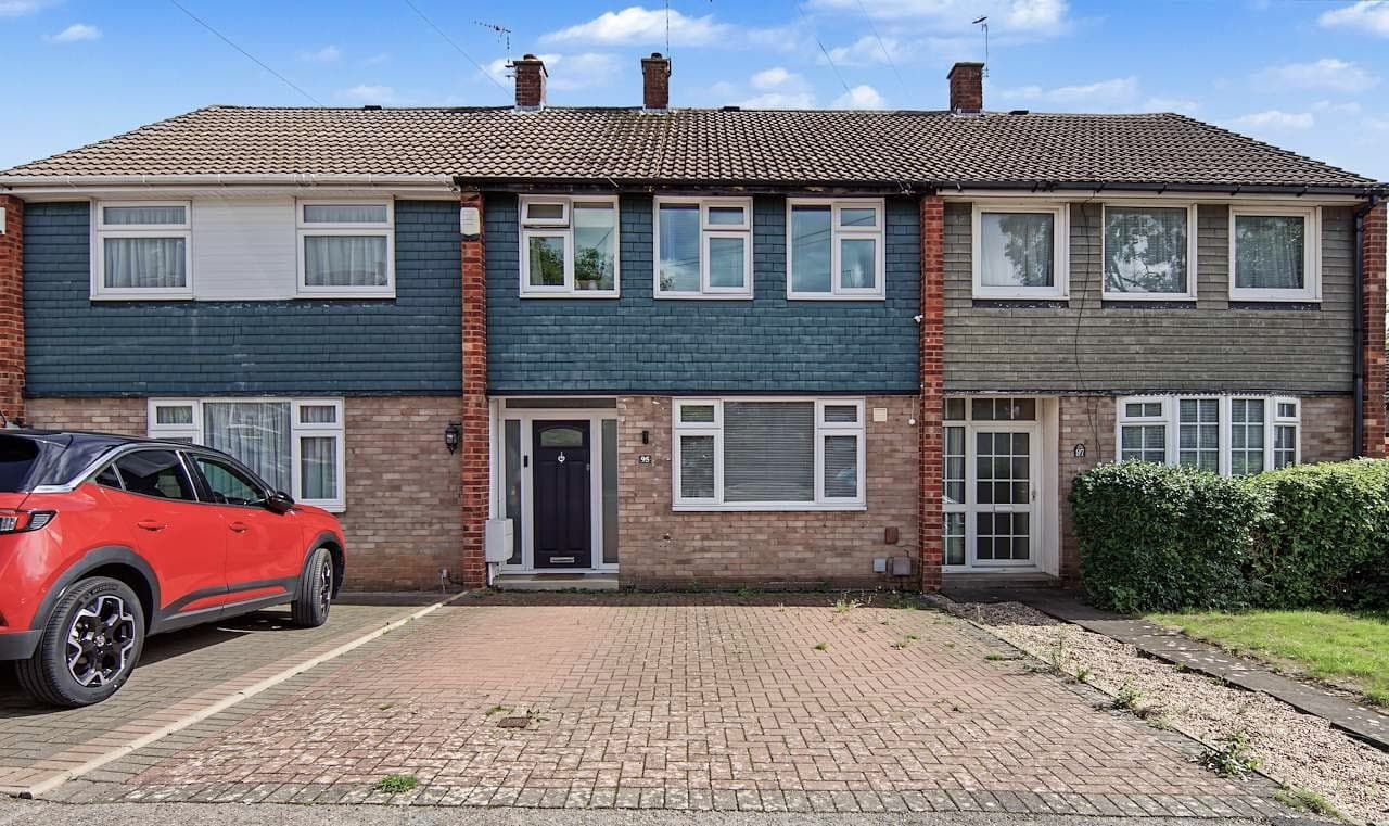 Sutherland Avenue, Coventry, CV5 - photo 1 of 20