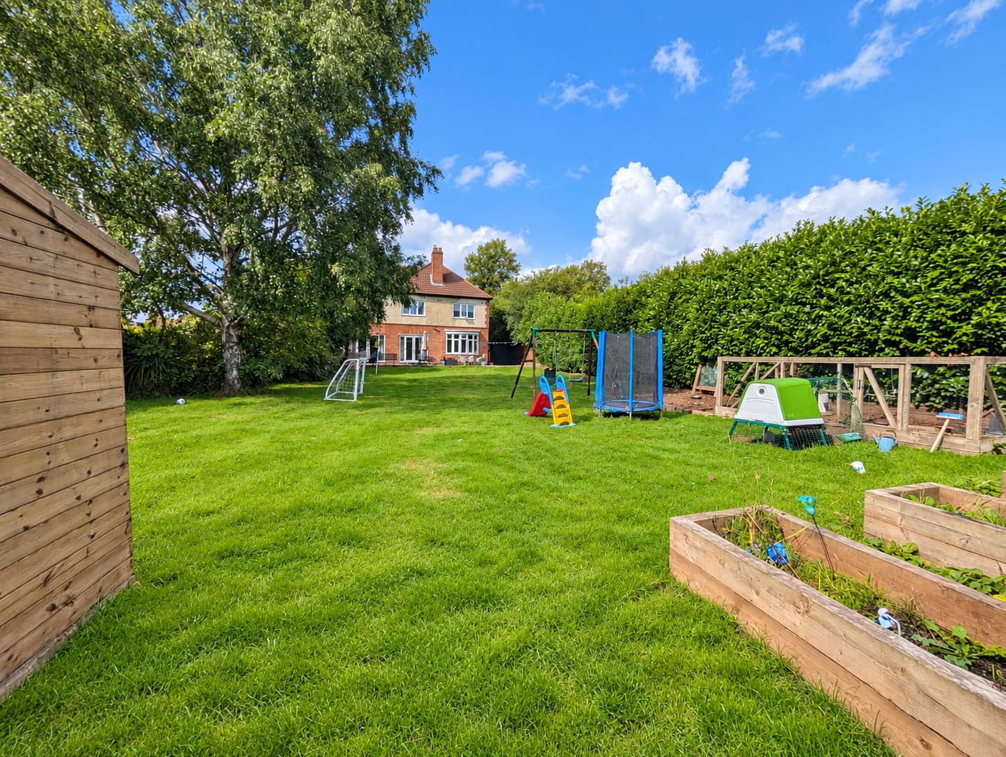 Woodville Road, Overseal, Swadlincote, DE12 - photo 1 of 27