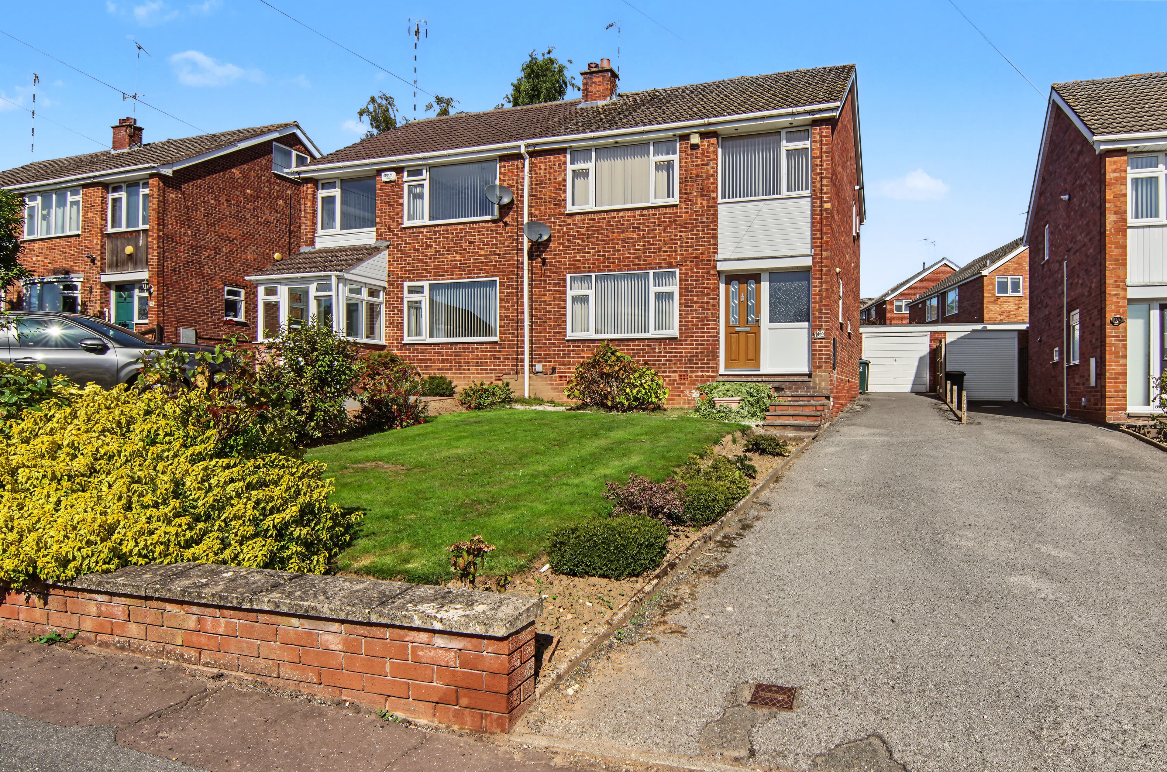 Unicorn Avenue, Coventry, CV5 - photo 1 of 20