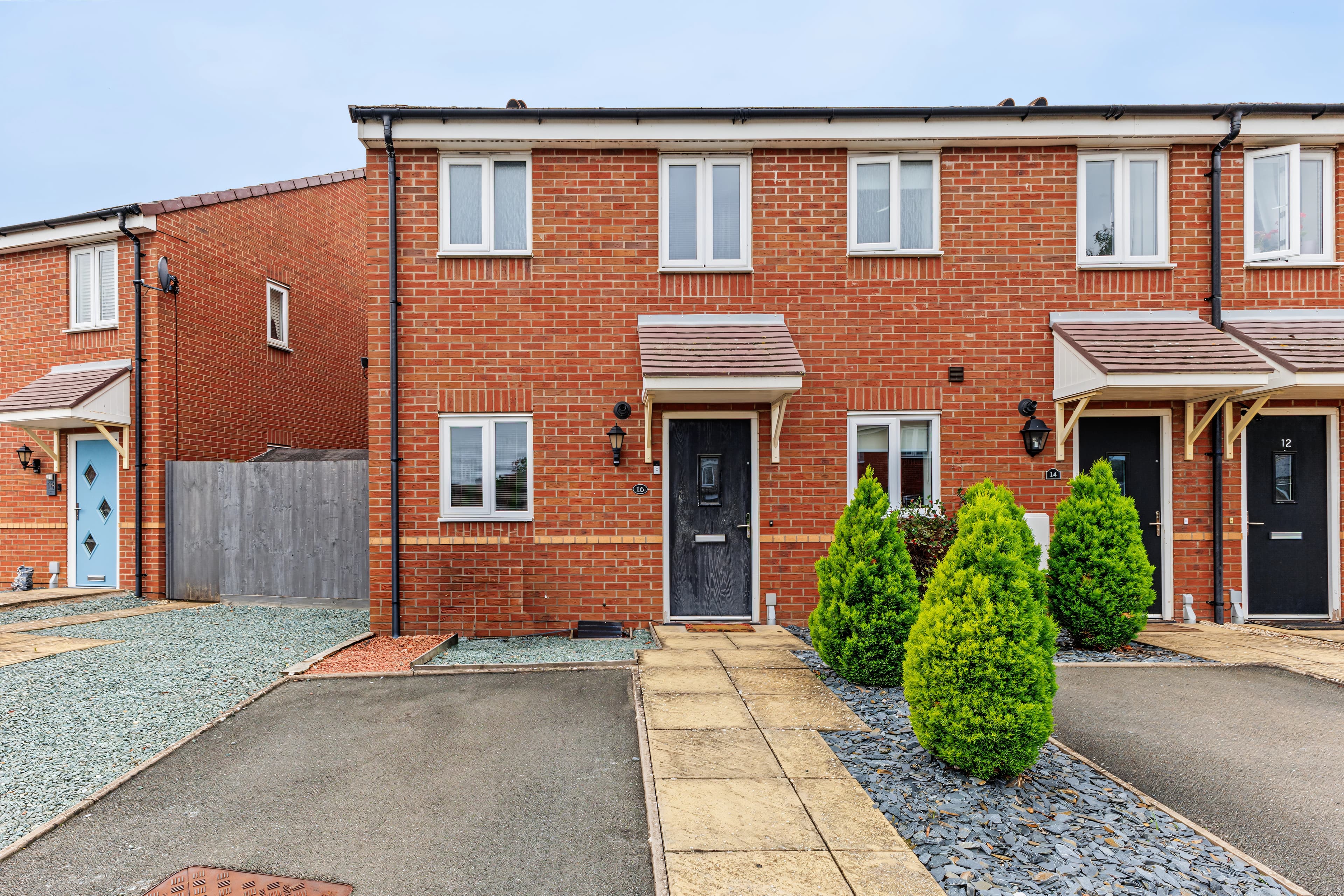 Greengage Way, Evesham, WR11 - photo 1 of 13