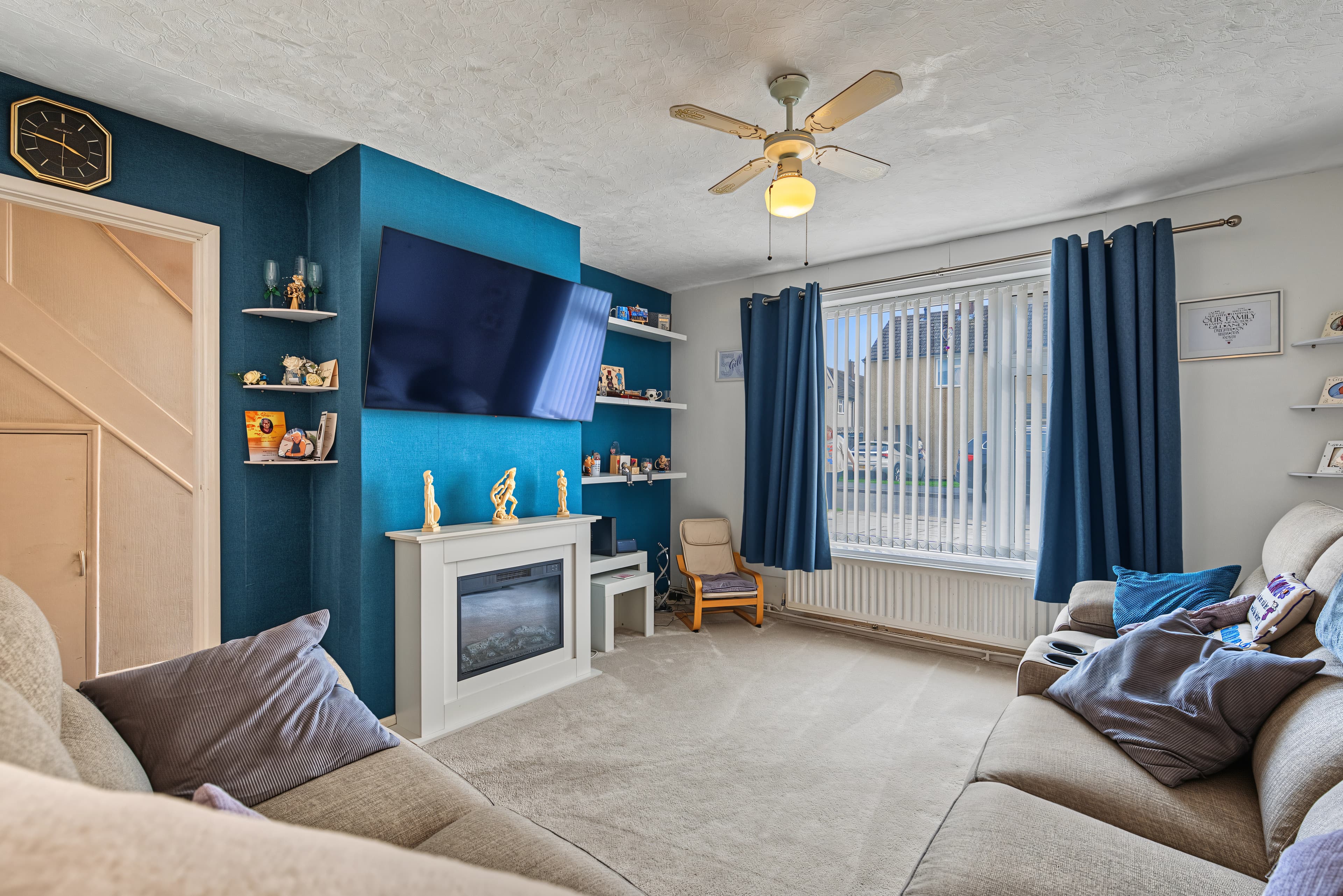 Shepherd Close, Coventry, CV4 - photo 1 of 26
