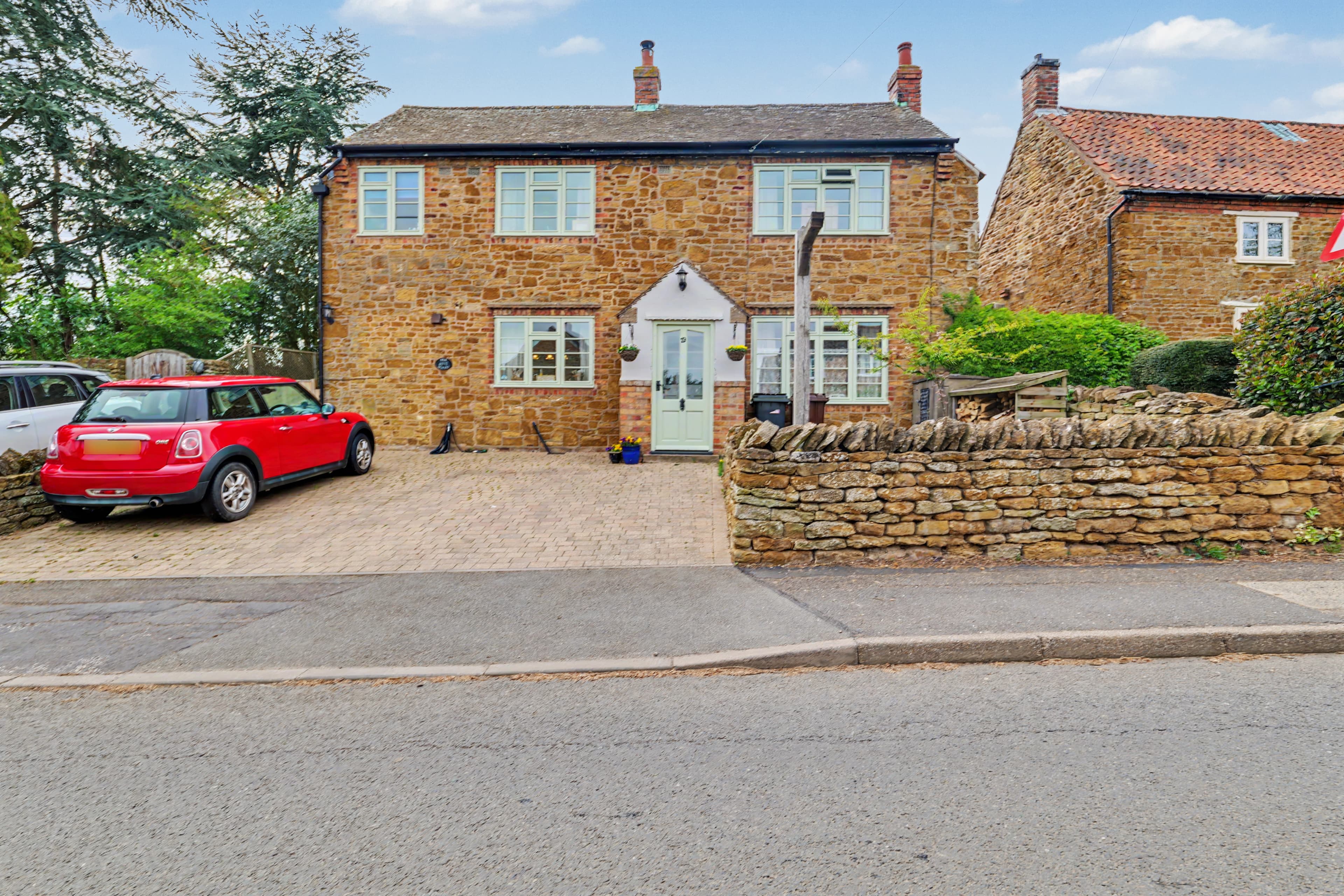 King Street, Scalford, Melton Mowbray, LE14 - photo 1 of 25