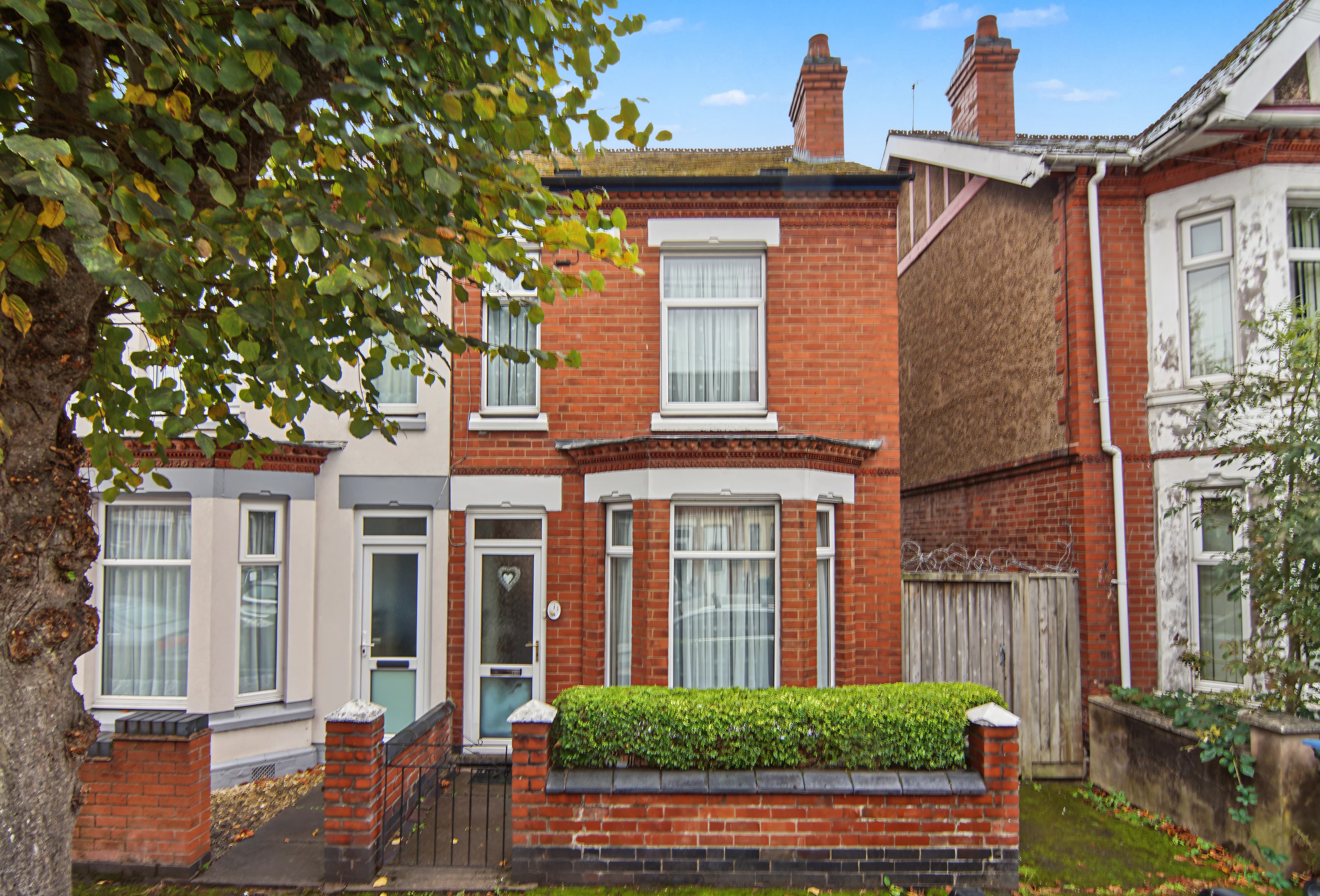 Hugh Road, Coventry, CV3 - photo 1 of 22
