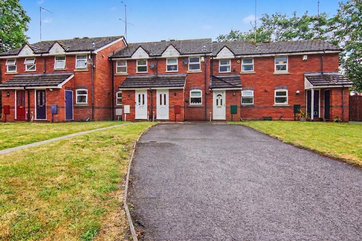 Cumbria Close, Coventry, CV1 - photo 1 of 21